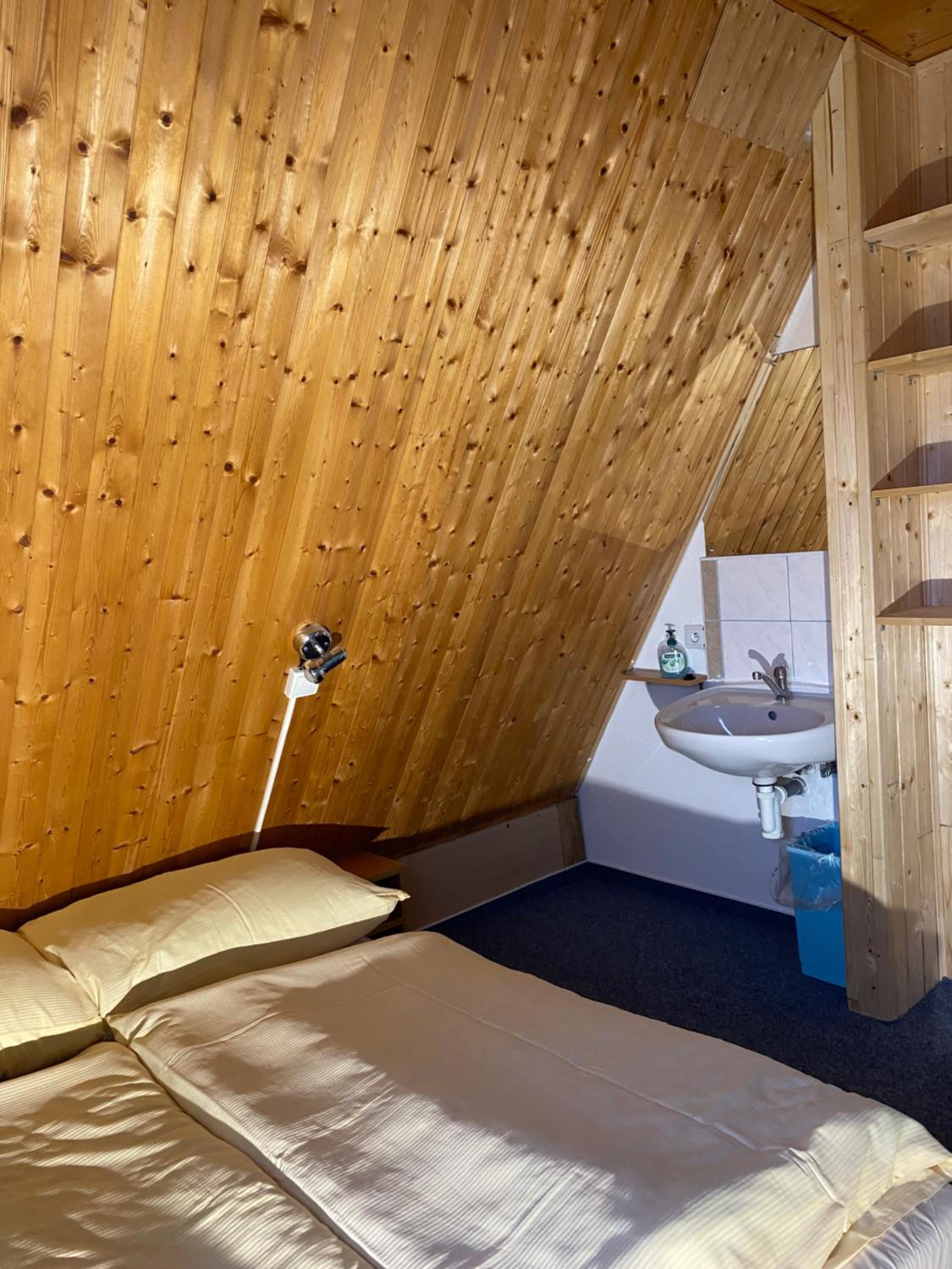 Standard Double Room photo 2