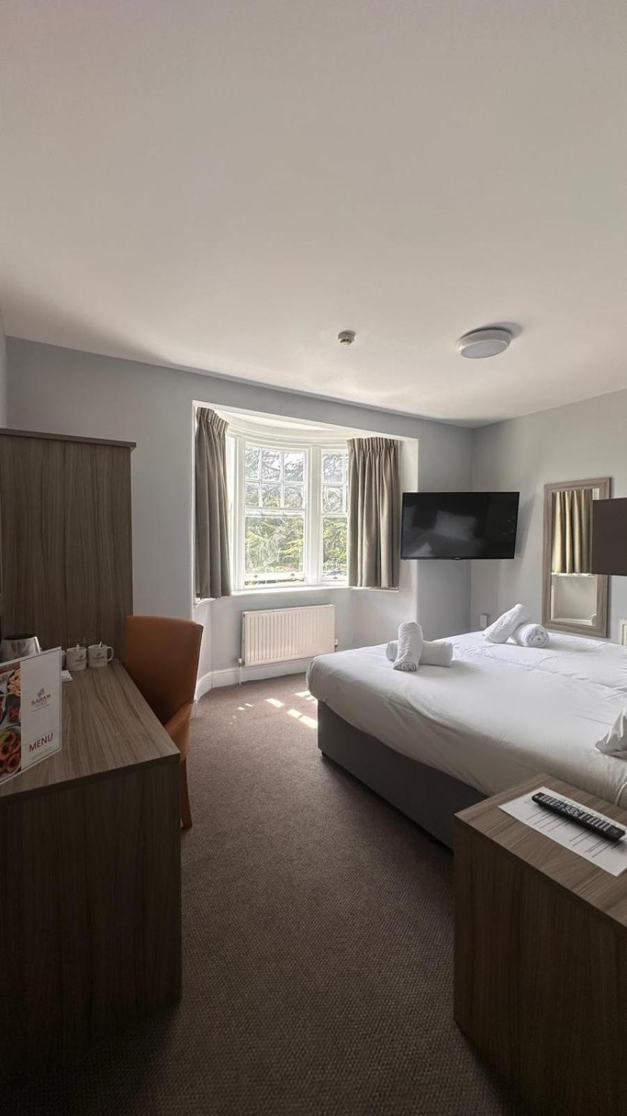 Standard Twin Room photo 2