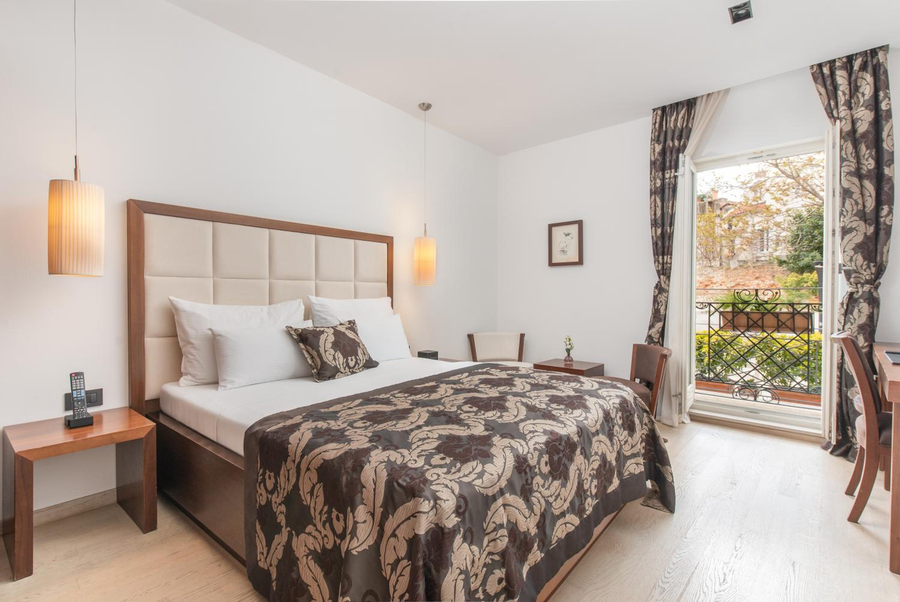 Superior Double or Twin Room - Photo 2