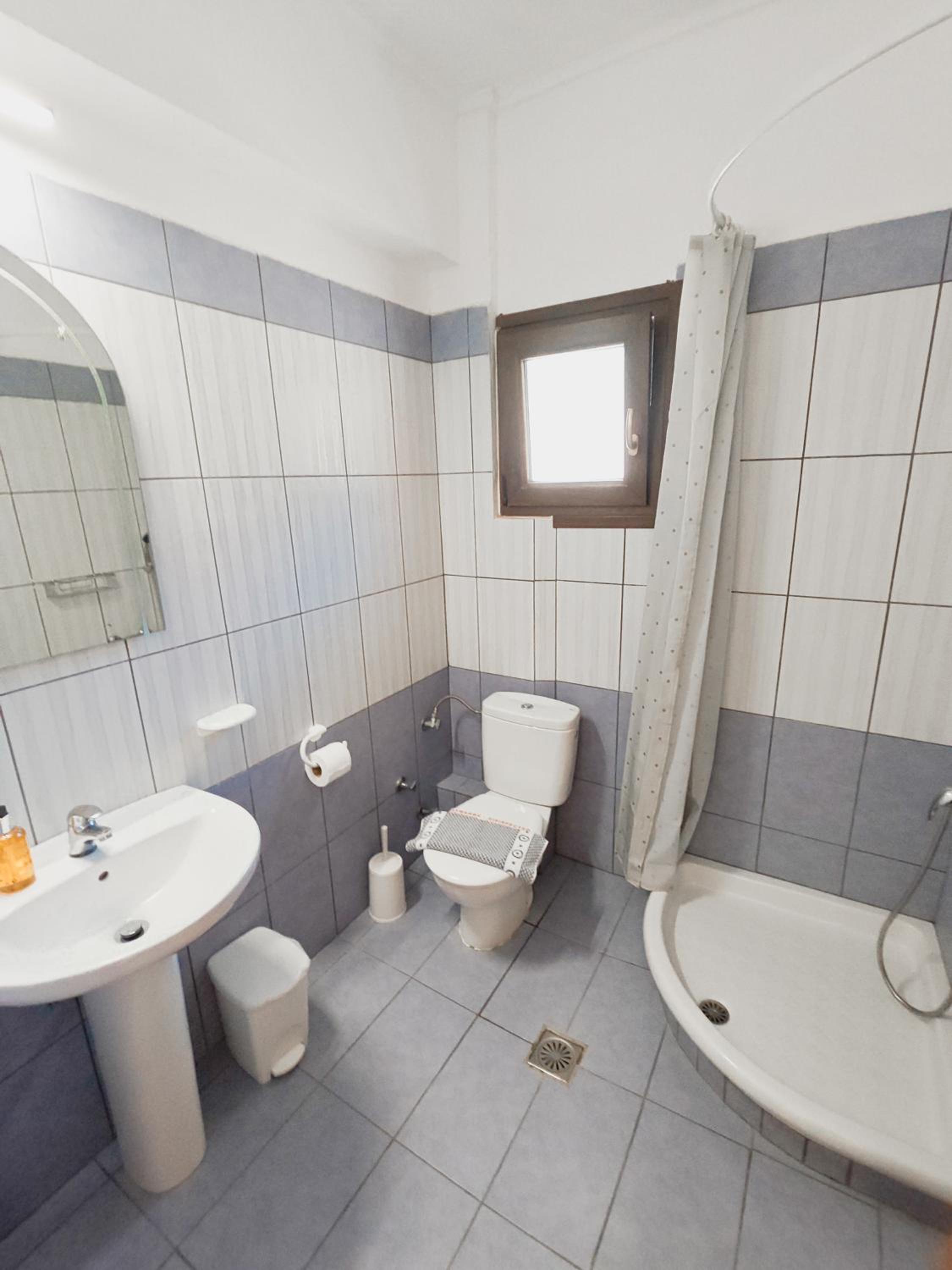 One-Bedroom Apartment with Balcony