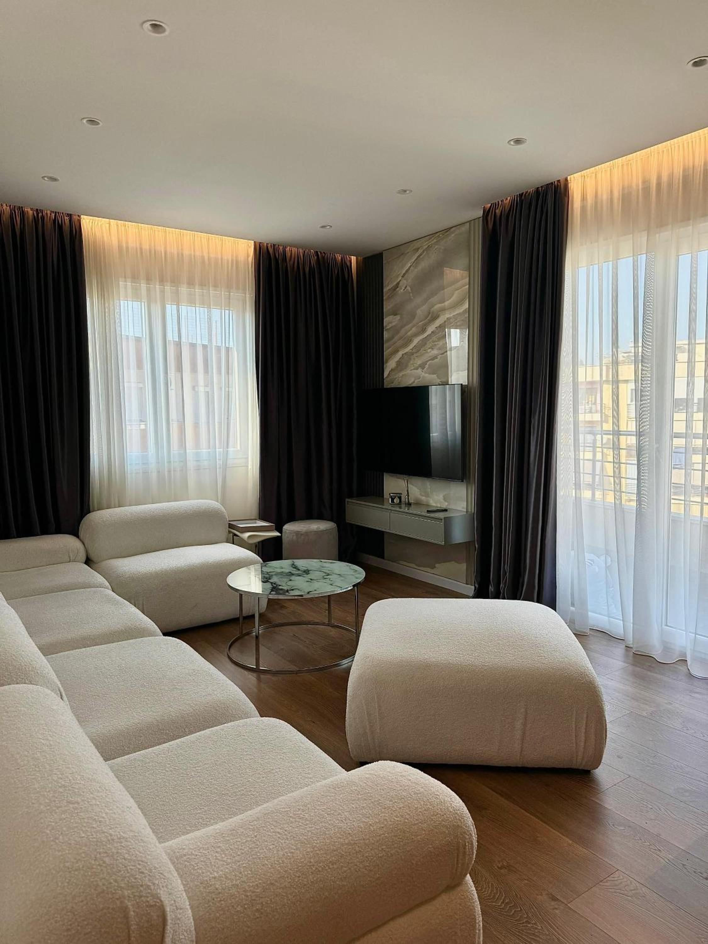 Studio Apartment with Balcony