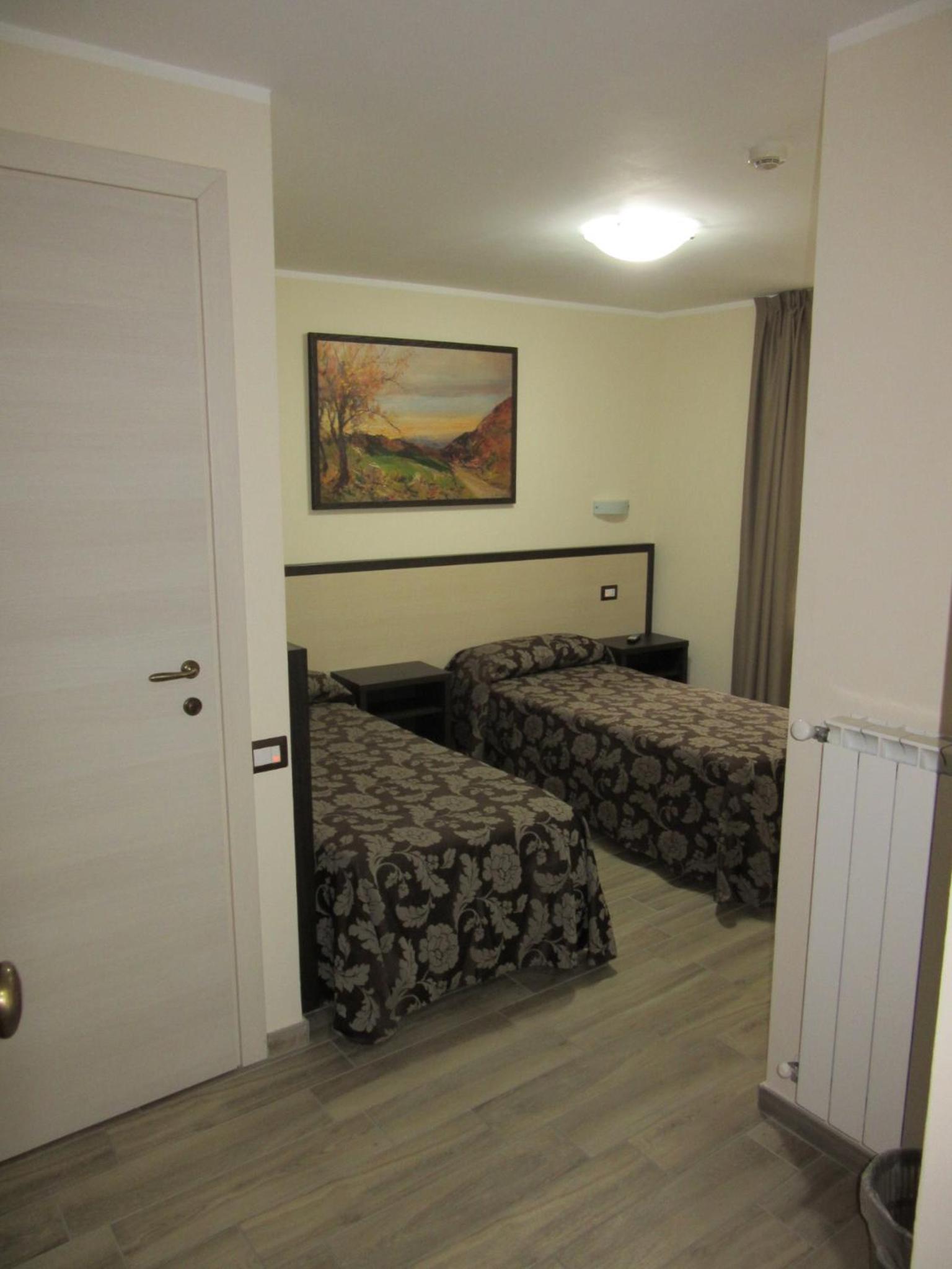 Twin Room photo 1