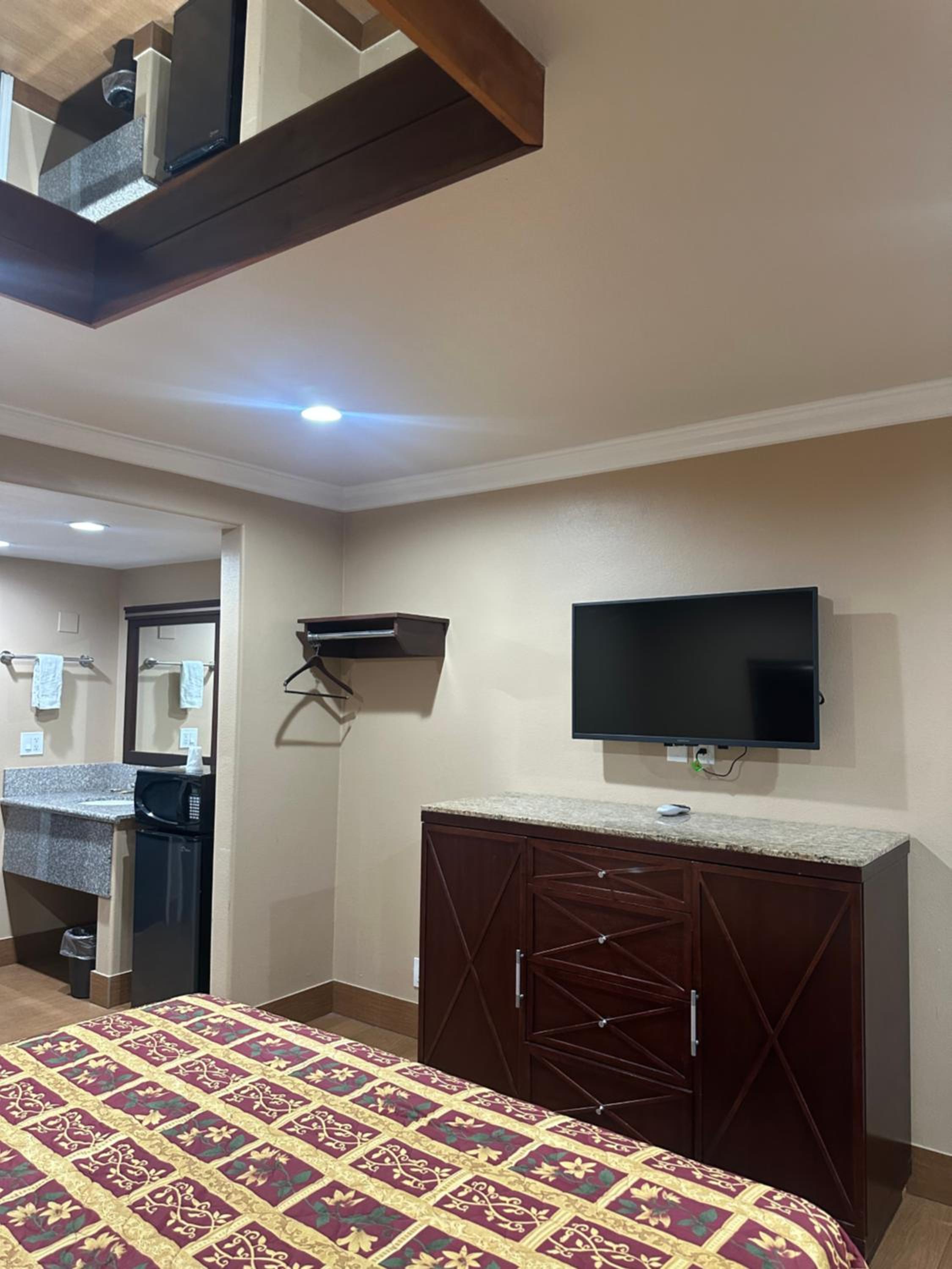 Comfort Triple Room - Photo 4