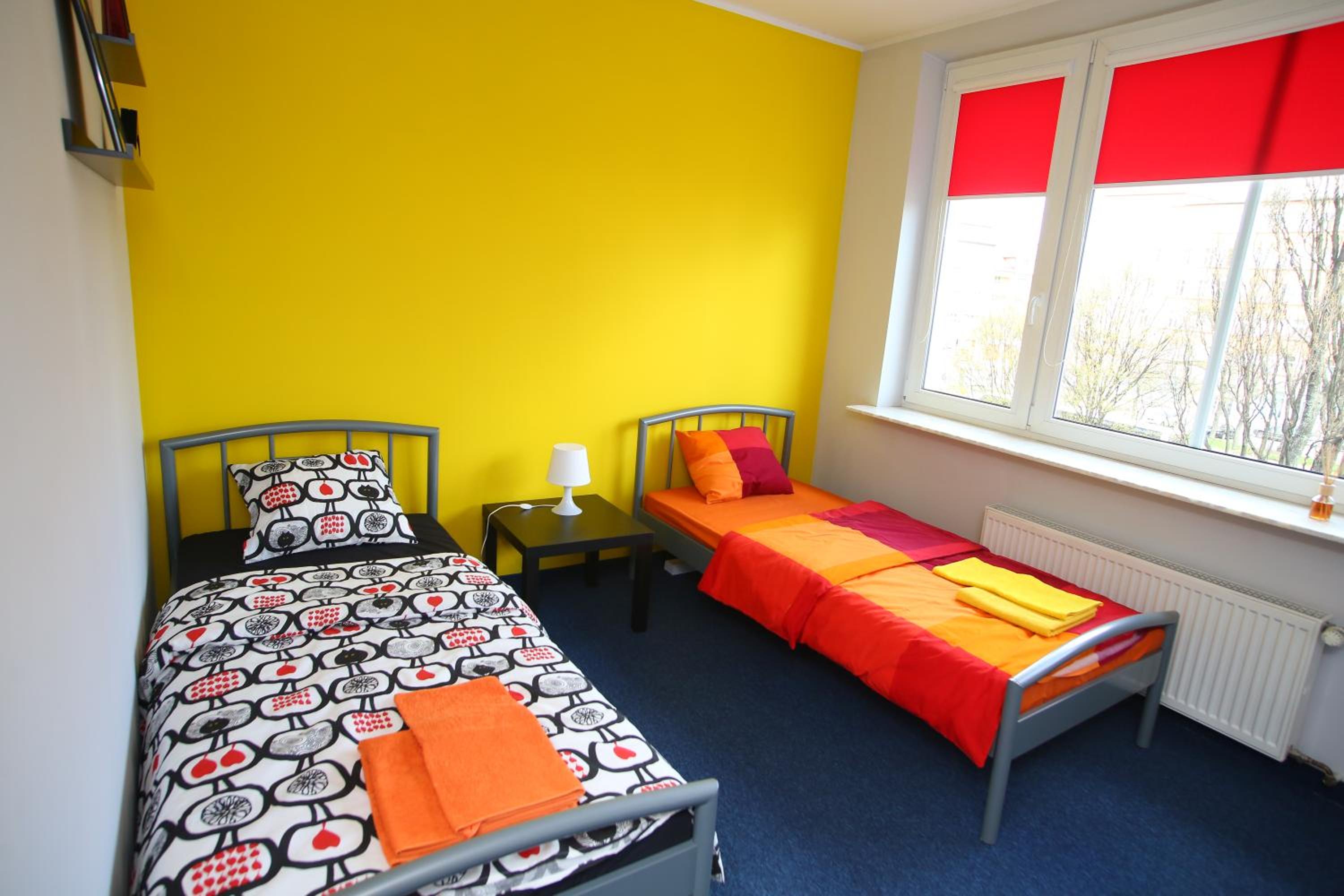 Standard Twin Room with Shared Bathroom photo 2