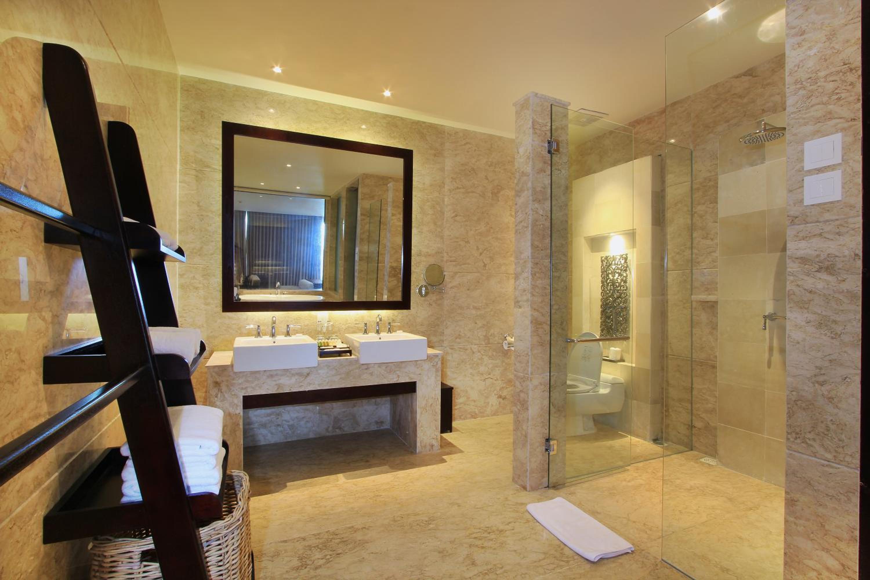 Suite with Ocean View photo 3