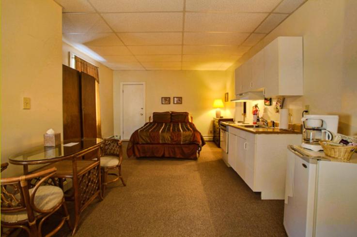 One-Bedroom Suite