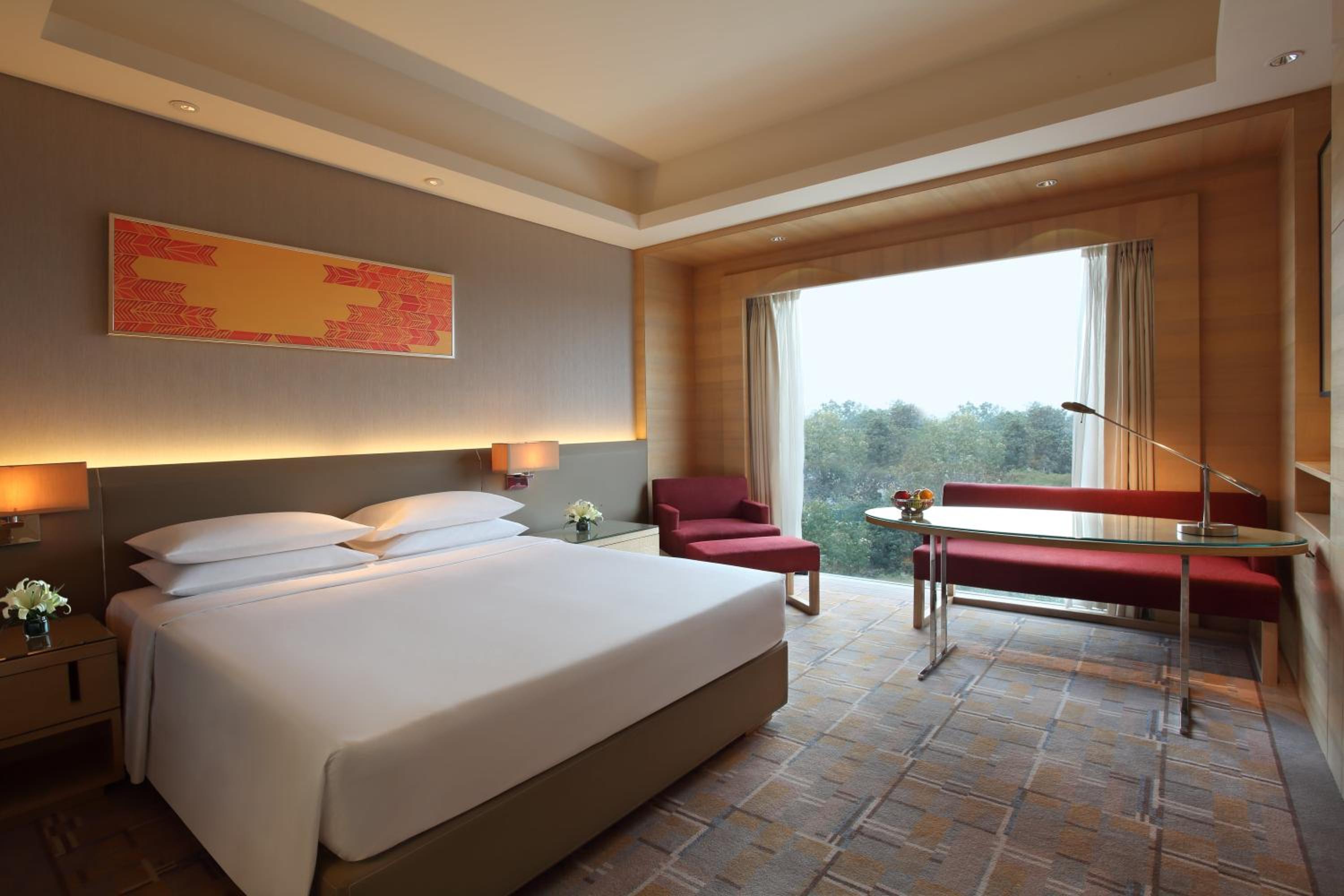 King Room with Bathtub & 15% Disc on F&B