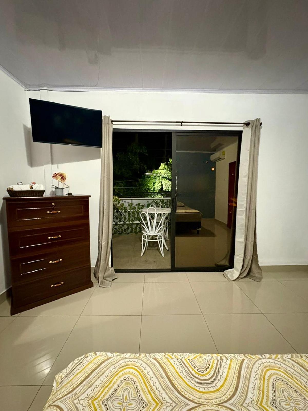 Queen Room with Balcony