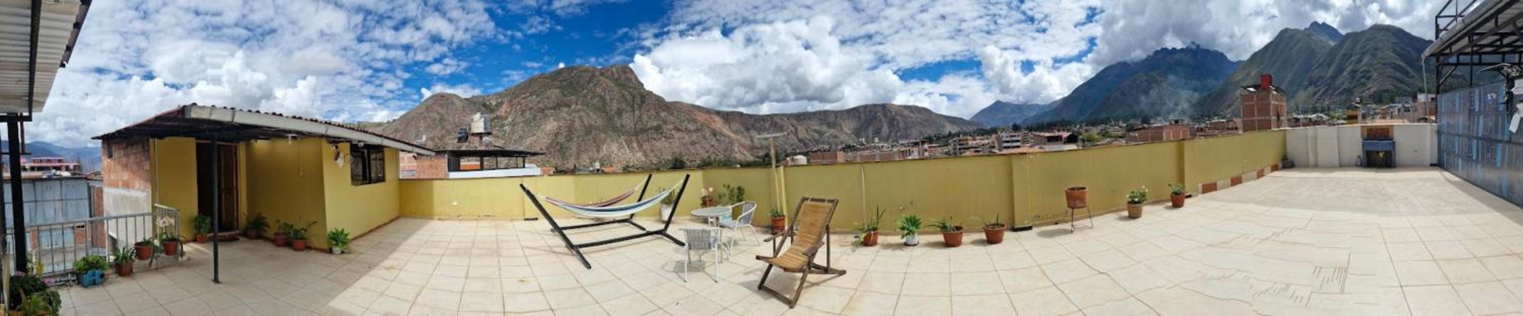 Apartment with Mountain View photo 2