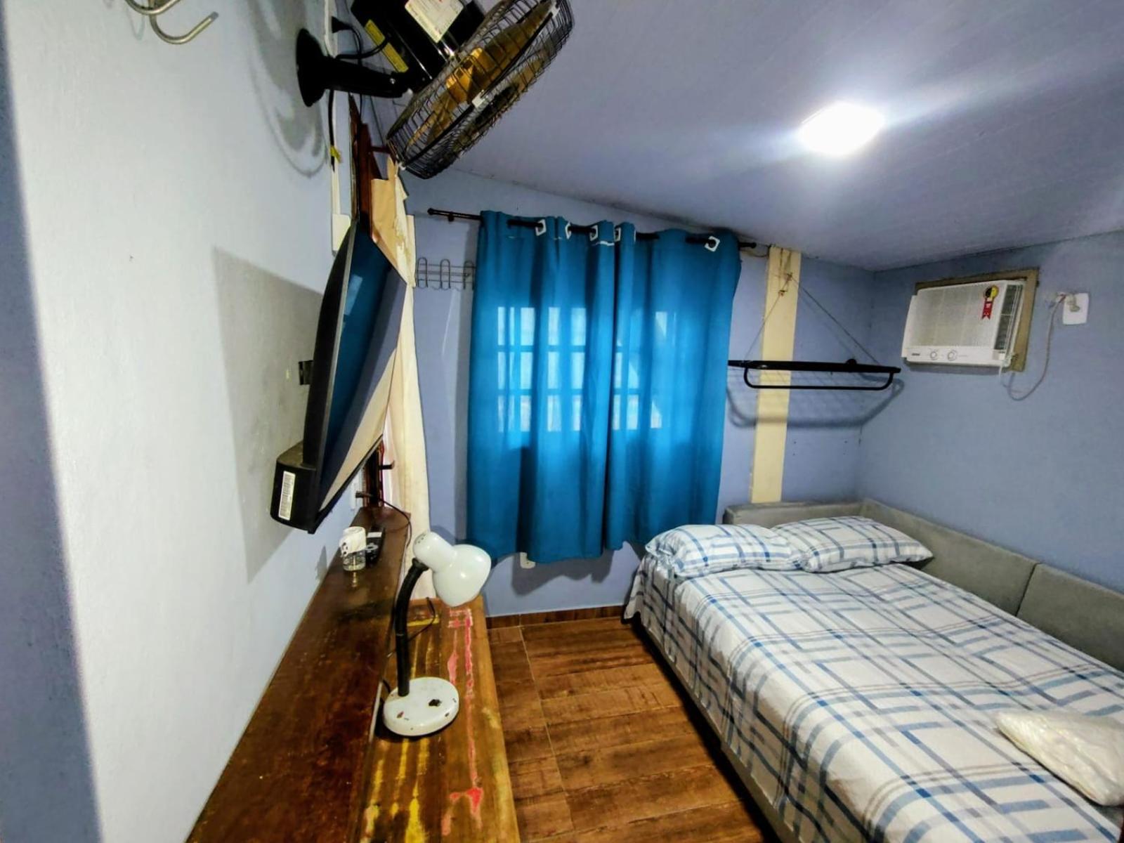 Single Room with Private Bathroom photo 1