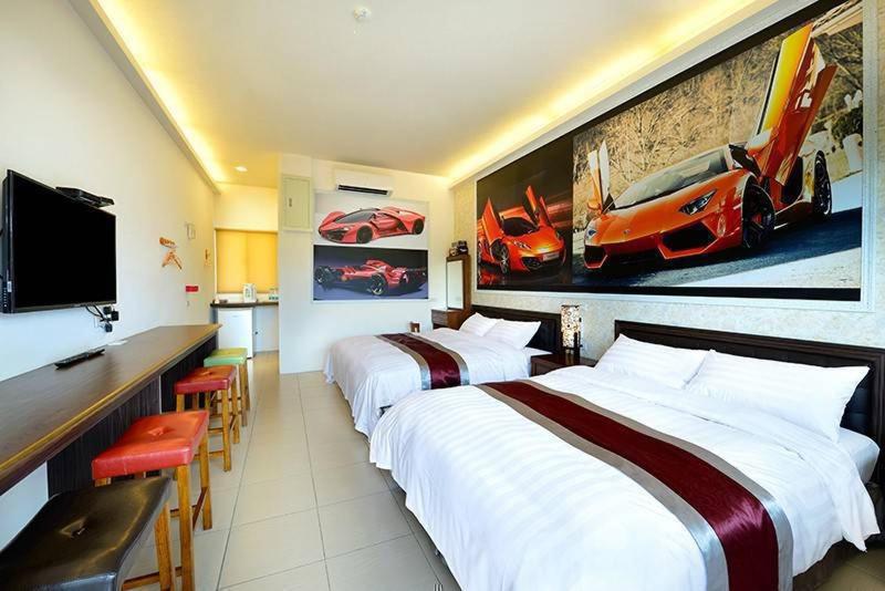 Quadruple Room with Mountain View photo 1