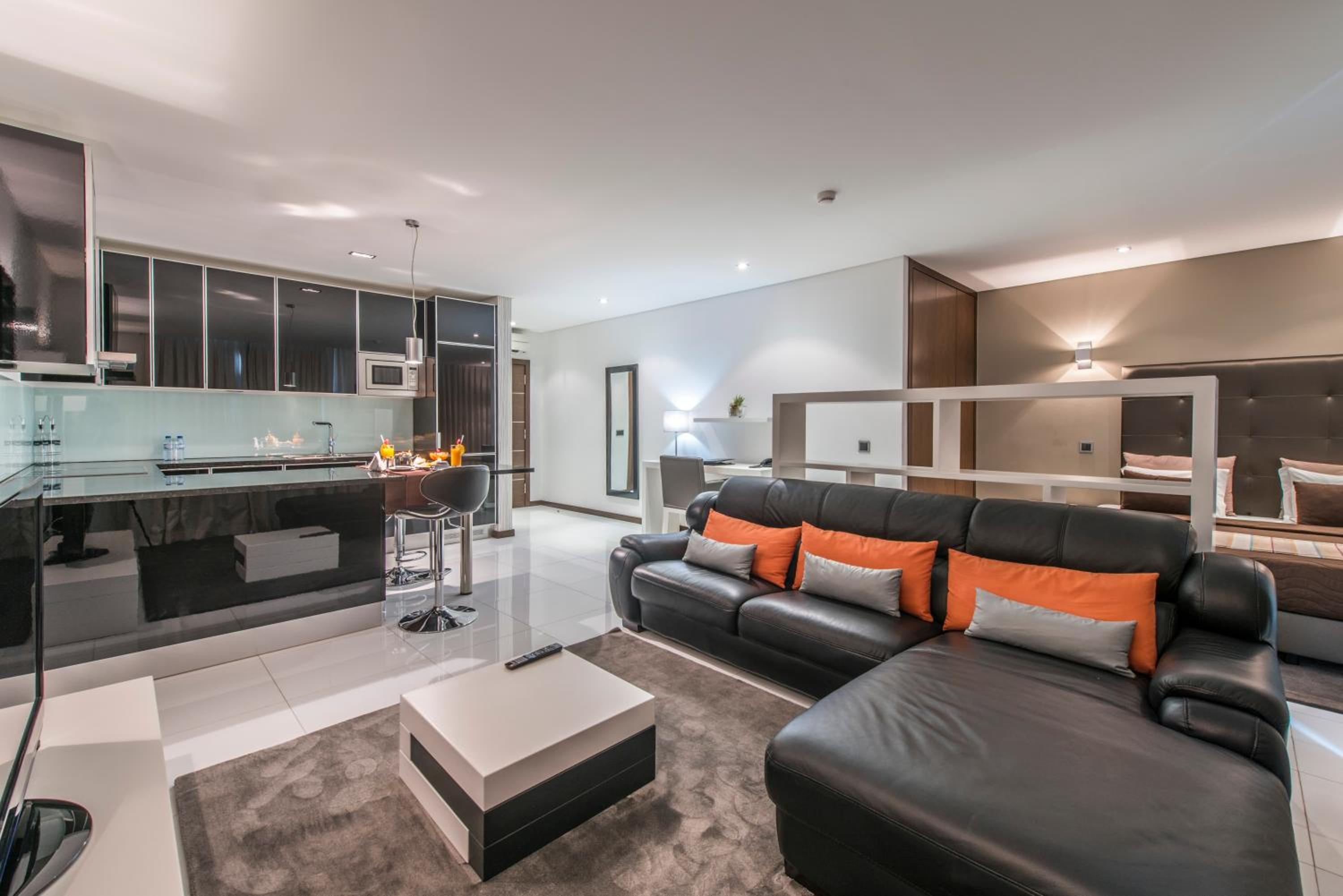 Studio Suite photo 2