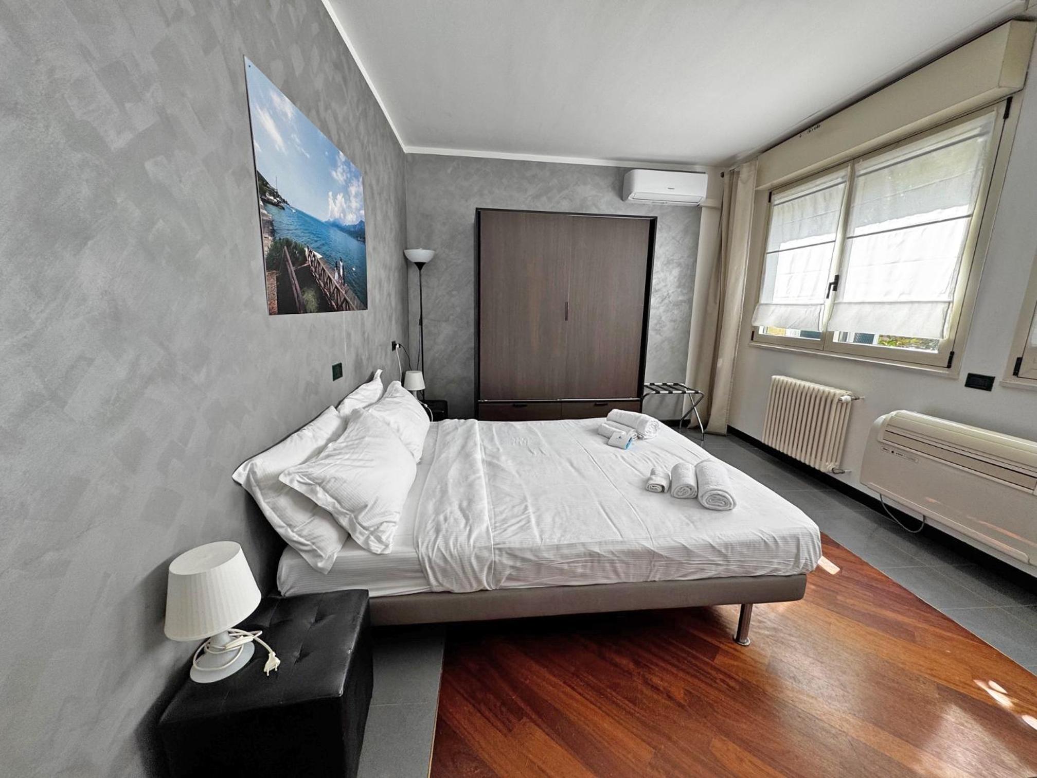 Large Double Room