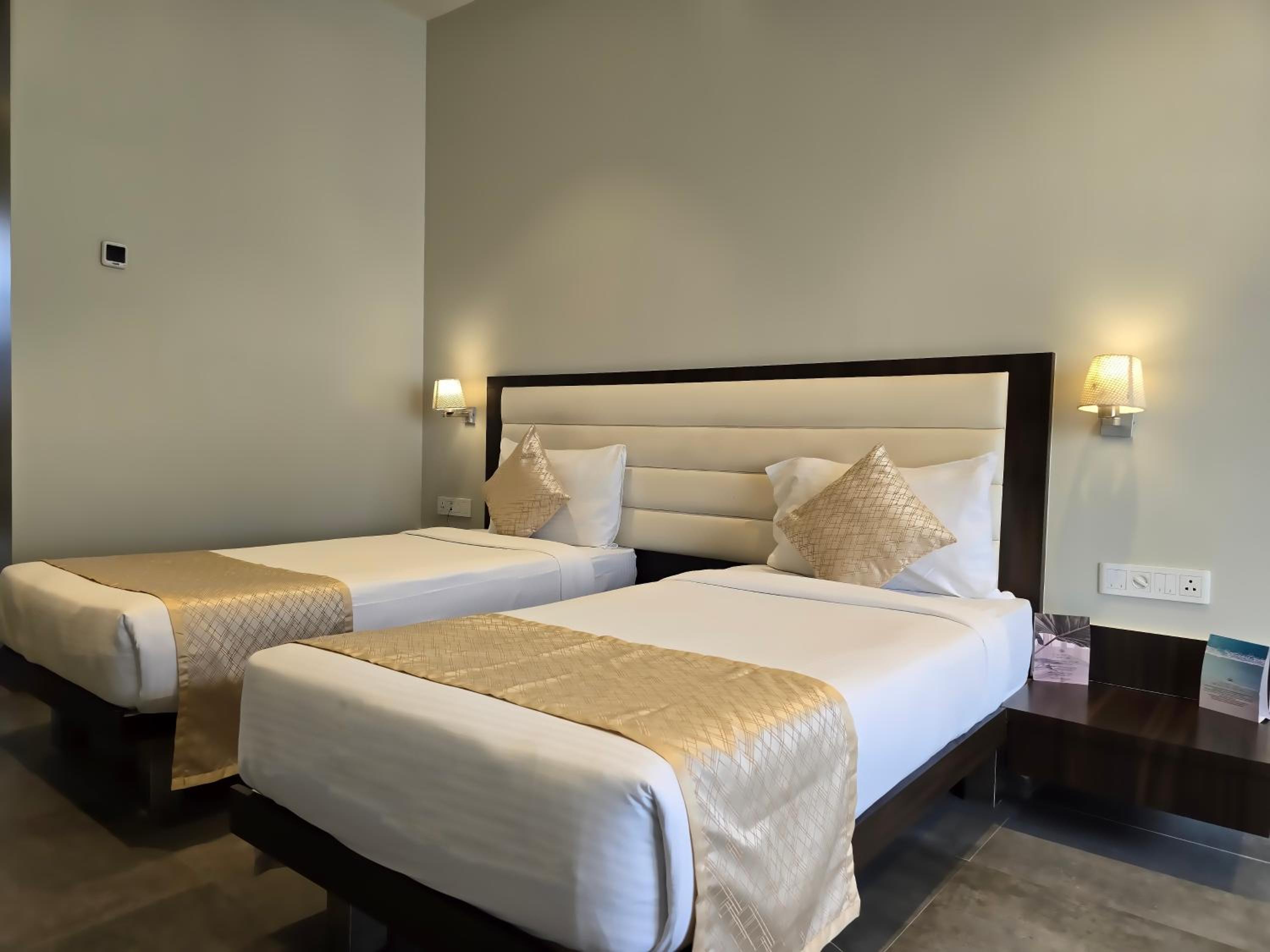 Executive Room Twin Bed - Photo 4