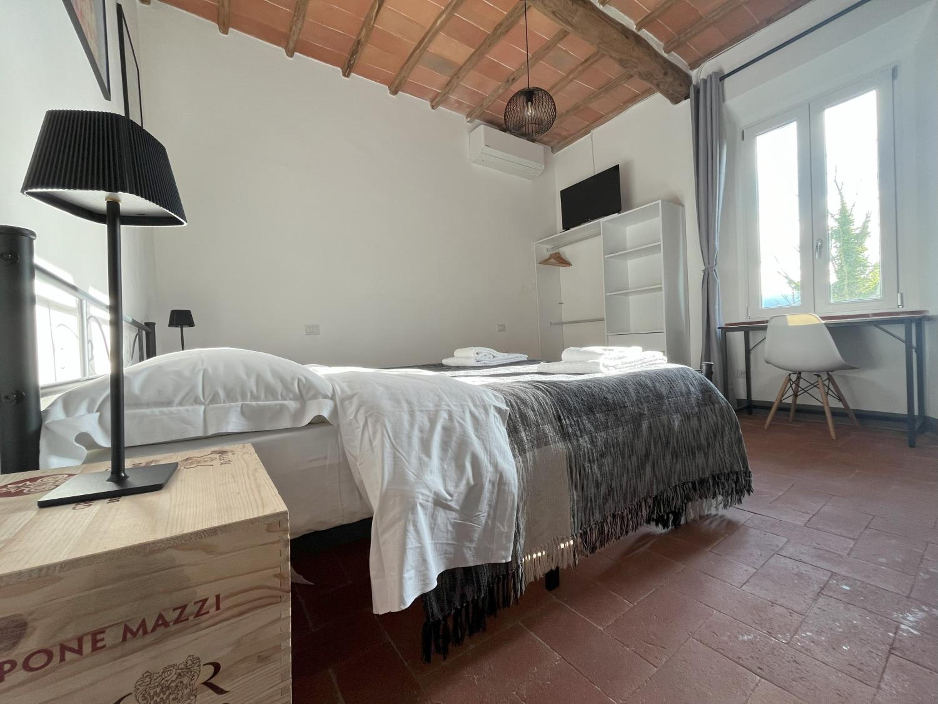 Double Room with Private Bathroom photo 2
