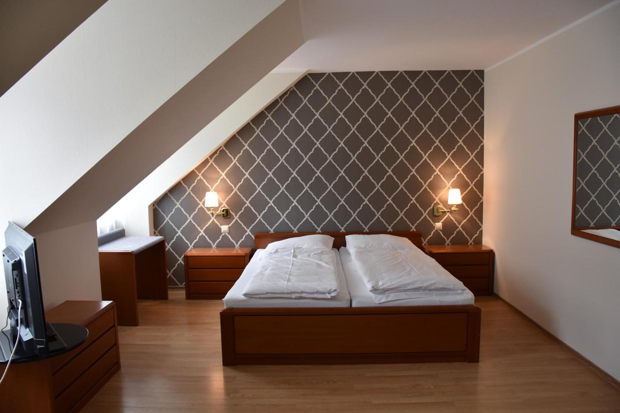 Double Room - Photo 1