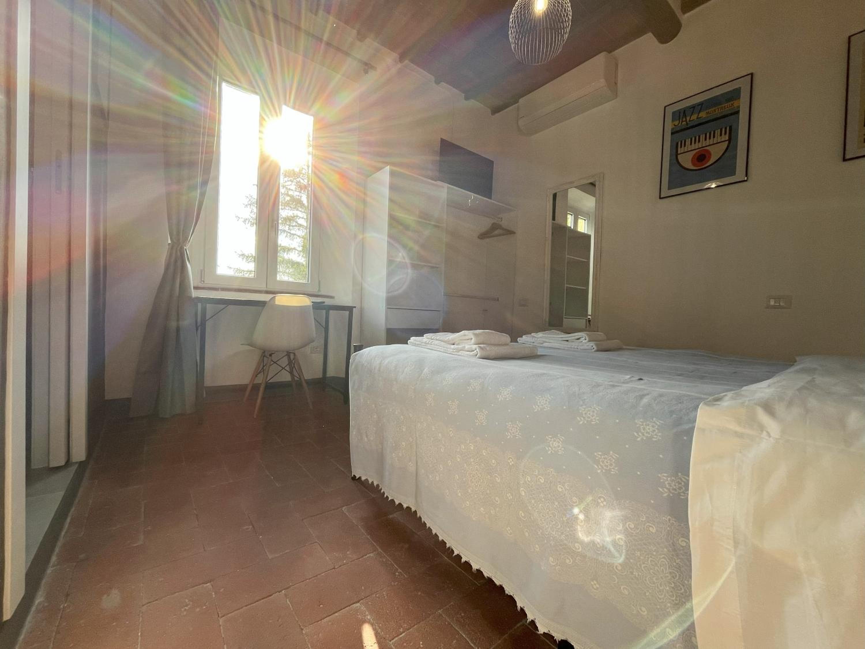 Double Room with Private Bathroom photo 2