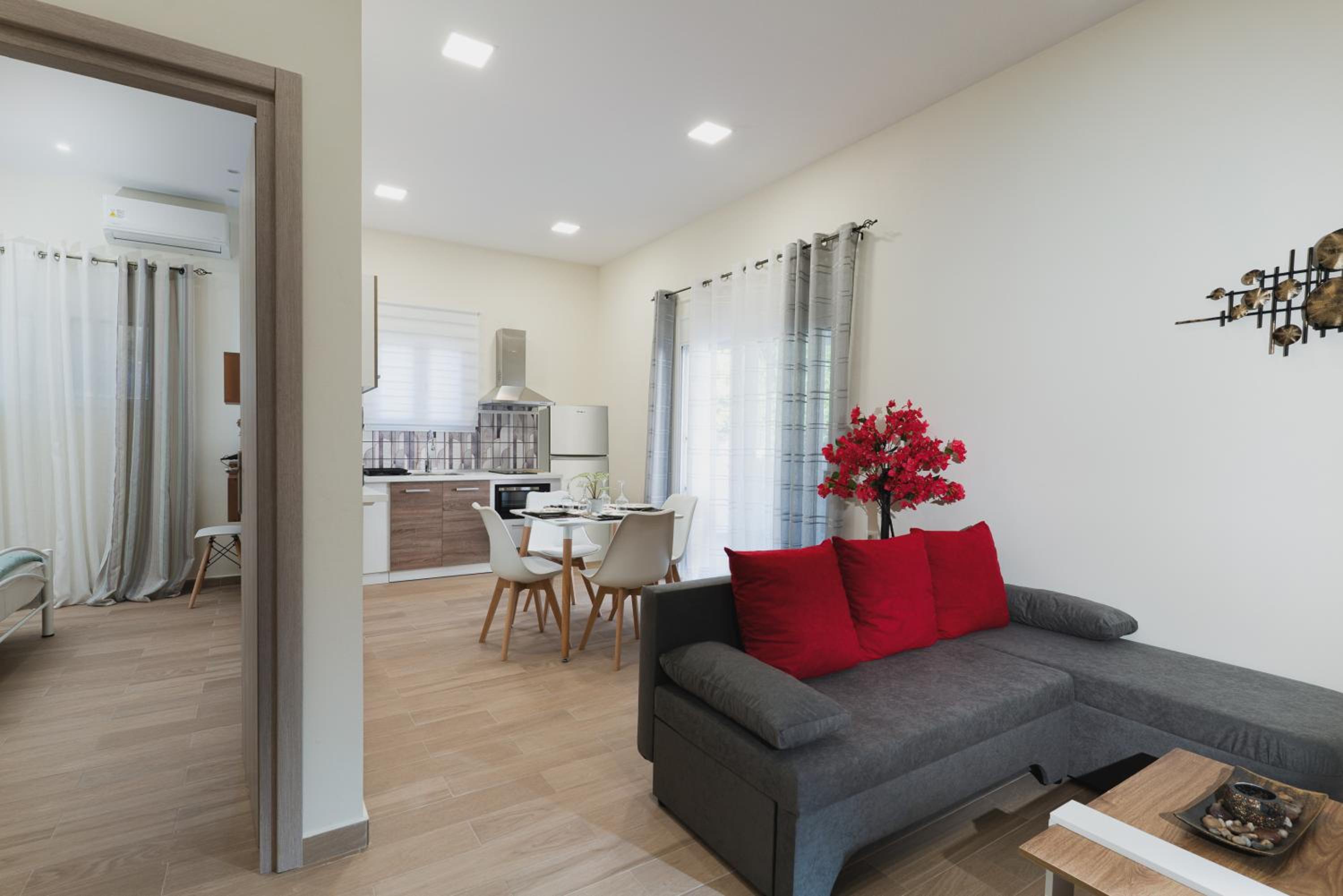 One-Bedroom Deluxe Apartment photo 1