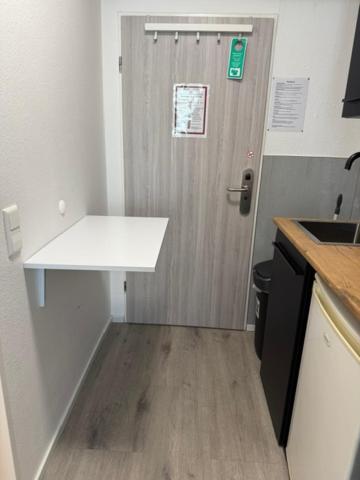 Double or Twin Room with Shower - Photo 1