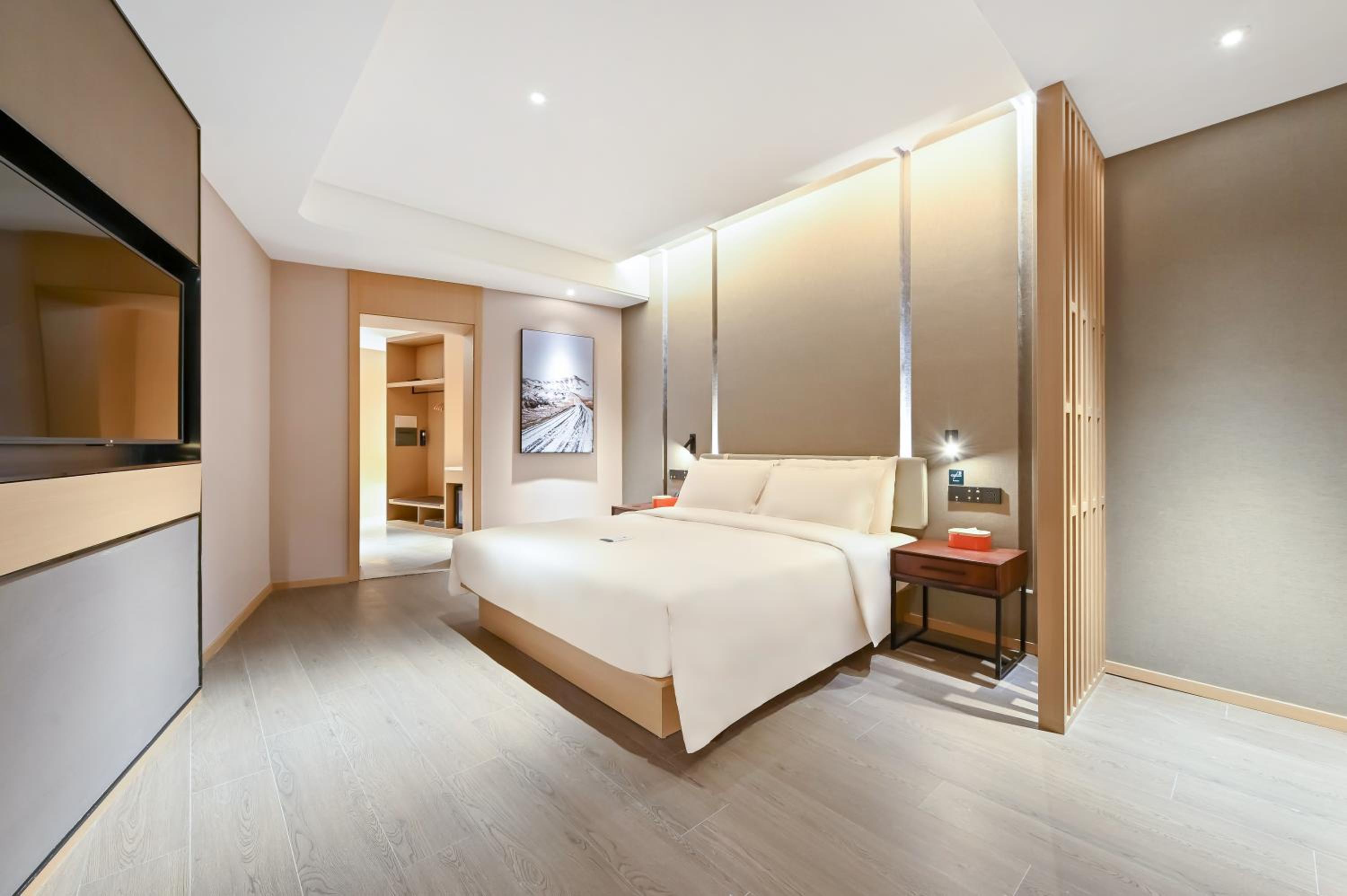 Elegant Double Room photo 3
