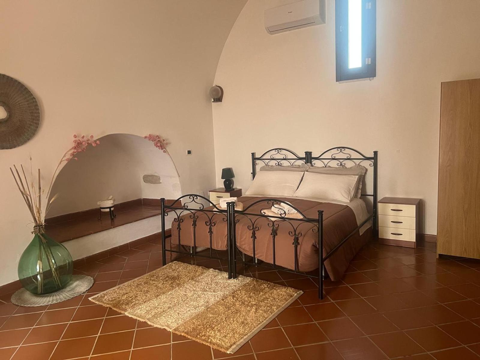 One-Bedroom House photo 2