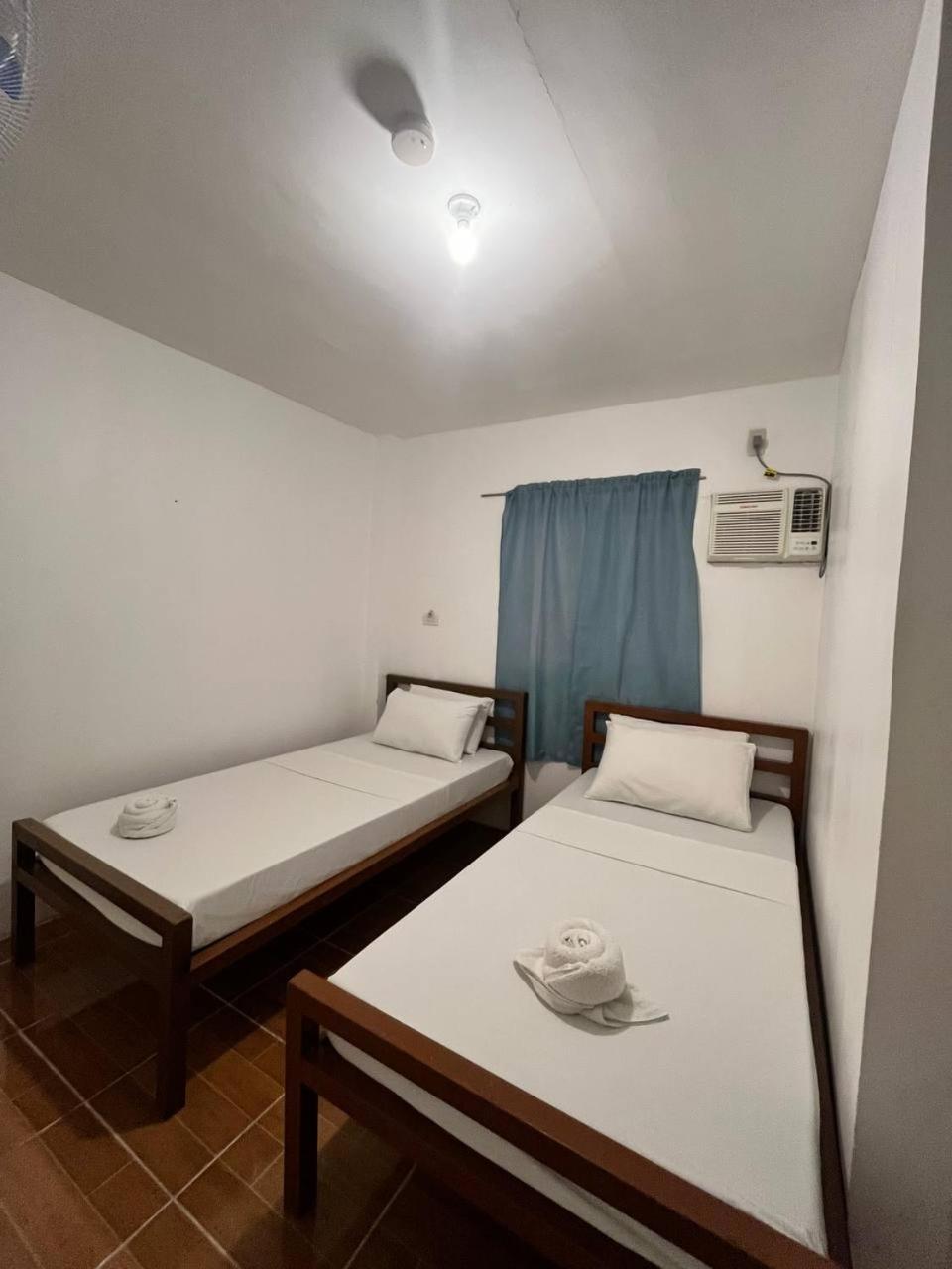 Deluxe Twin Room - Photo 2
