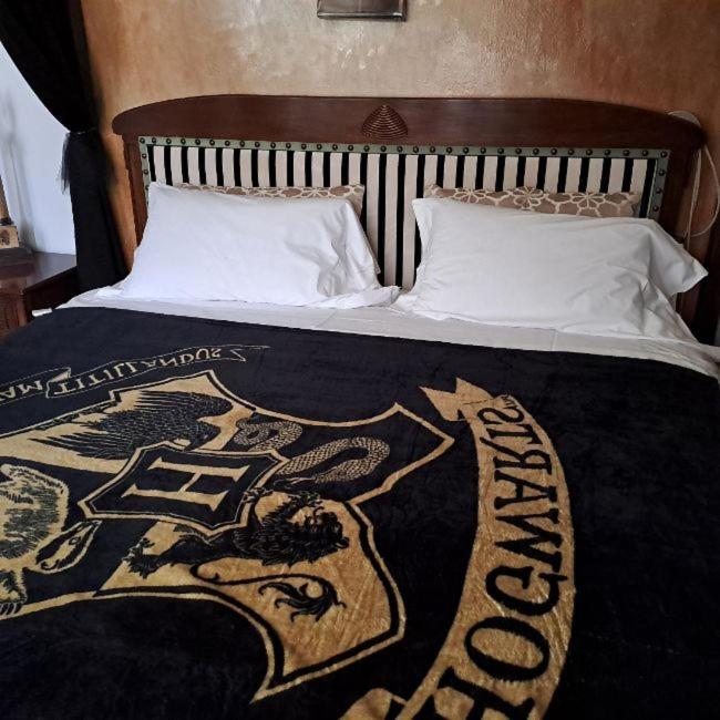 Large Double Room photo 3