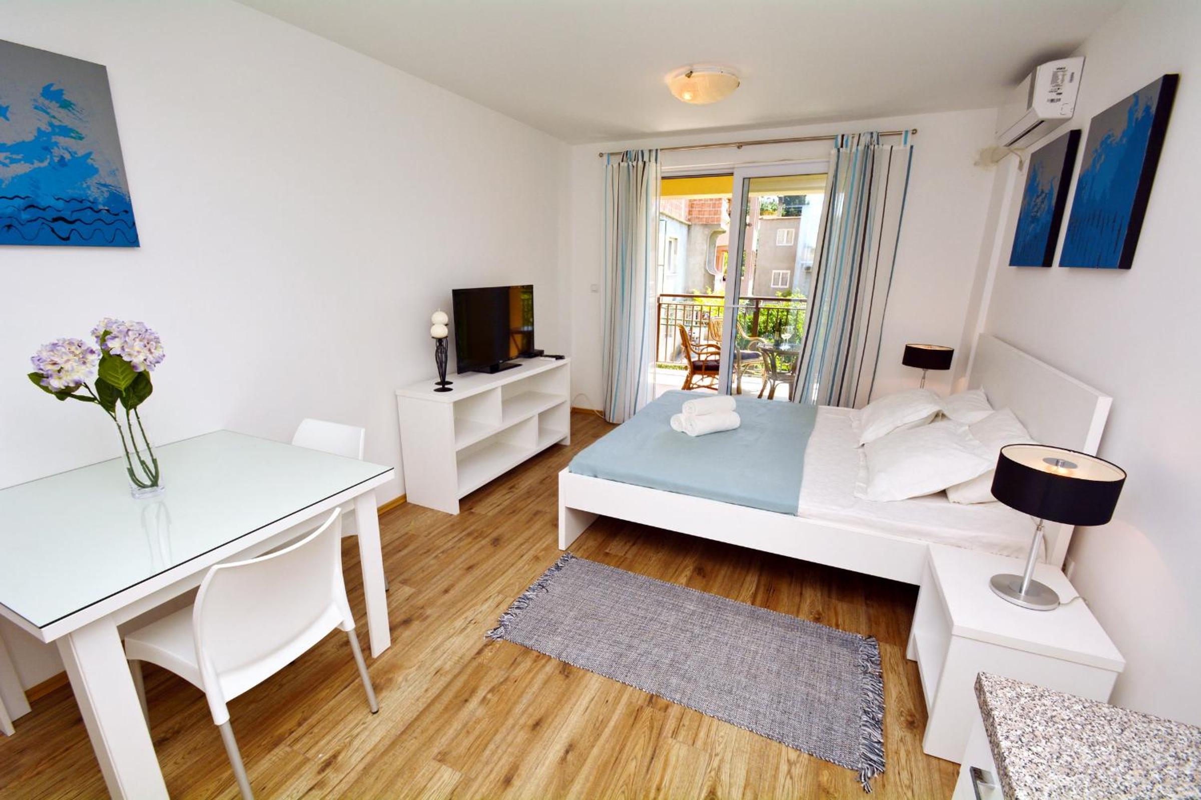 Studio With Garden View photo 1