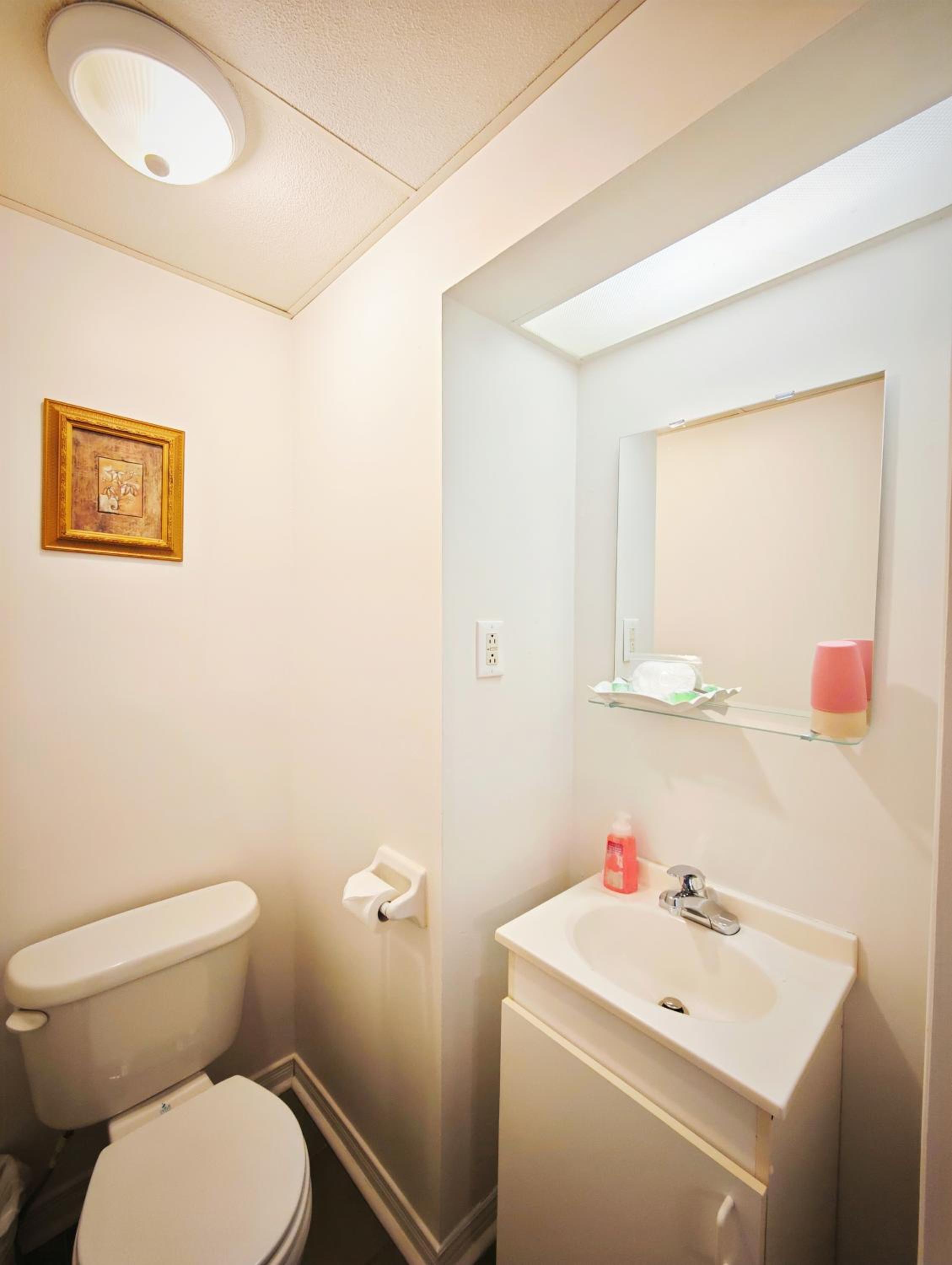 Queen Room with Spa Bath photo 1