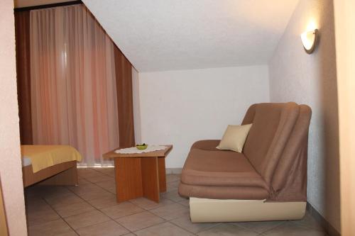 Studio with Balcony photo 3