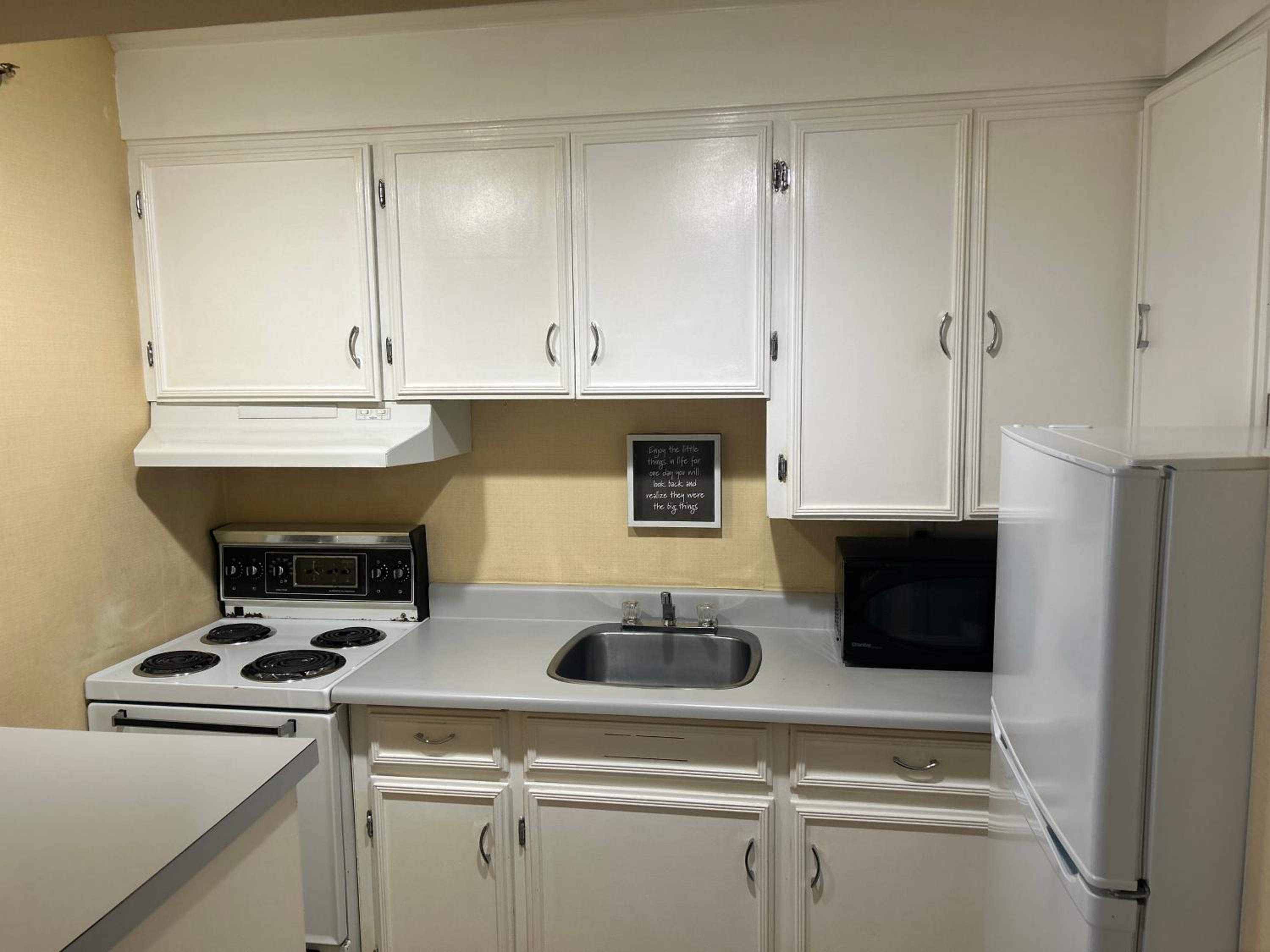 One-Bedroom Suite photo 2