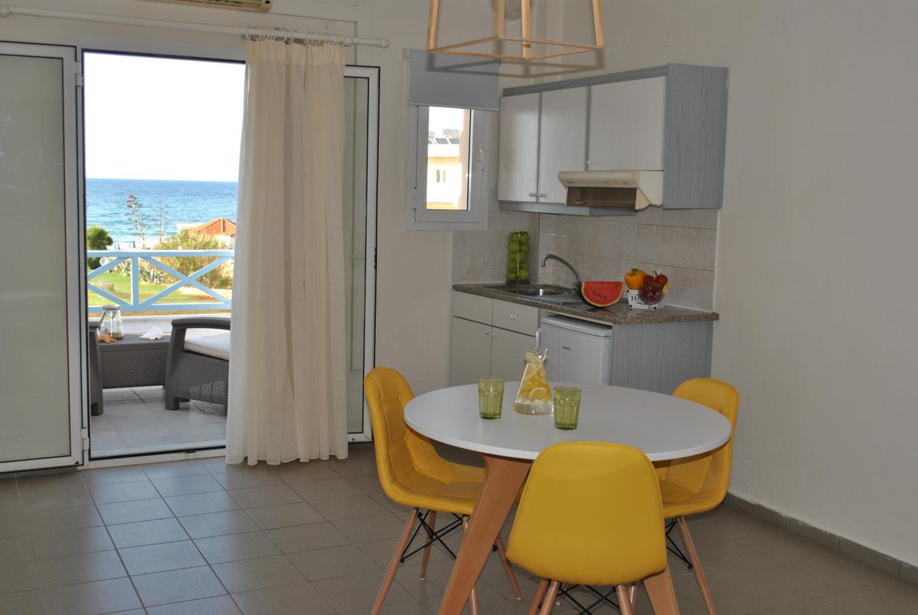 Studio with Sea View photo 2