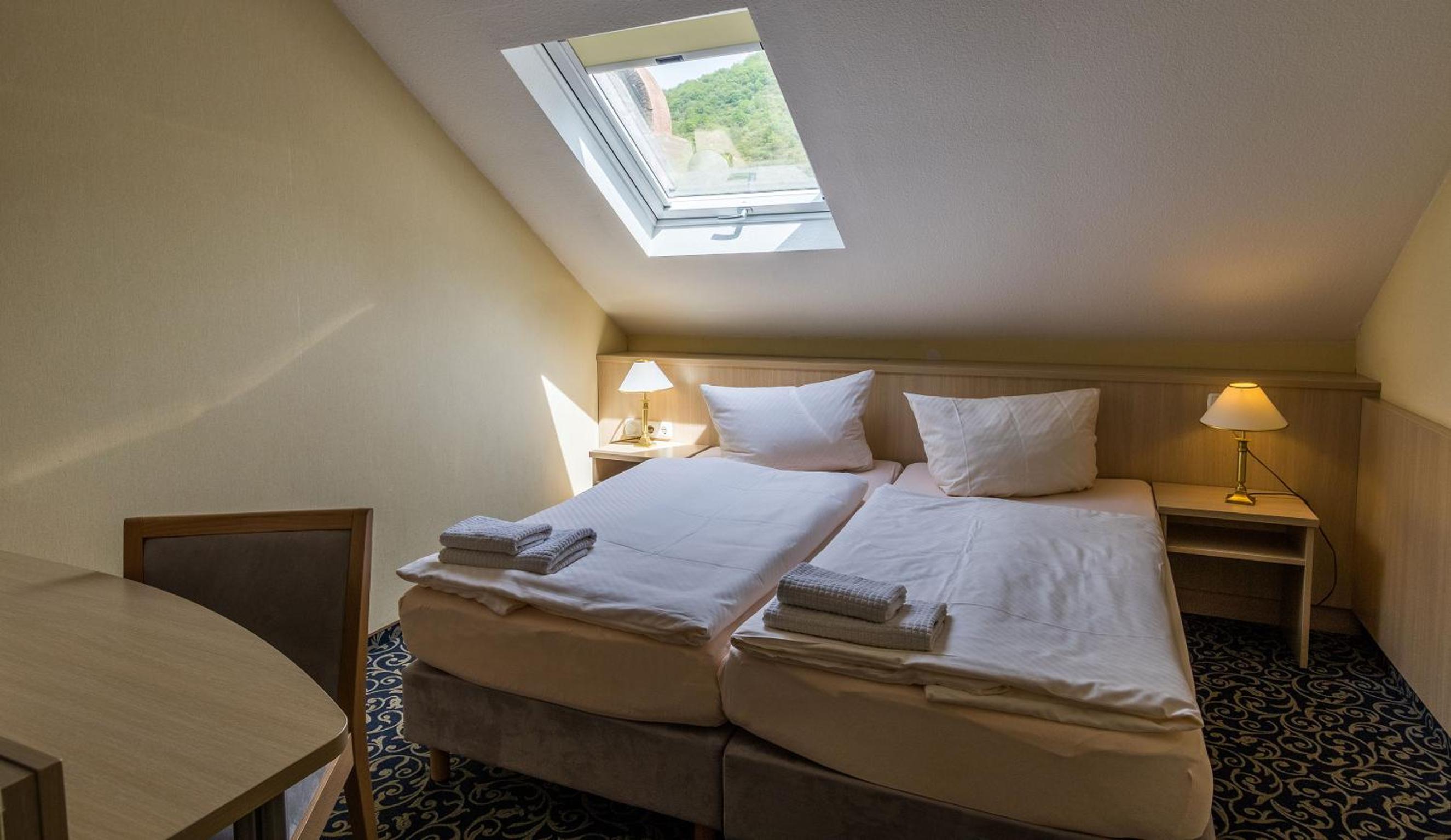 Standard Double Room - Attic photo 2