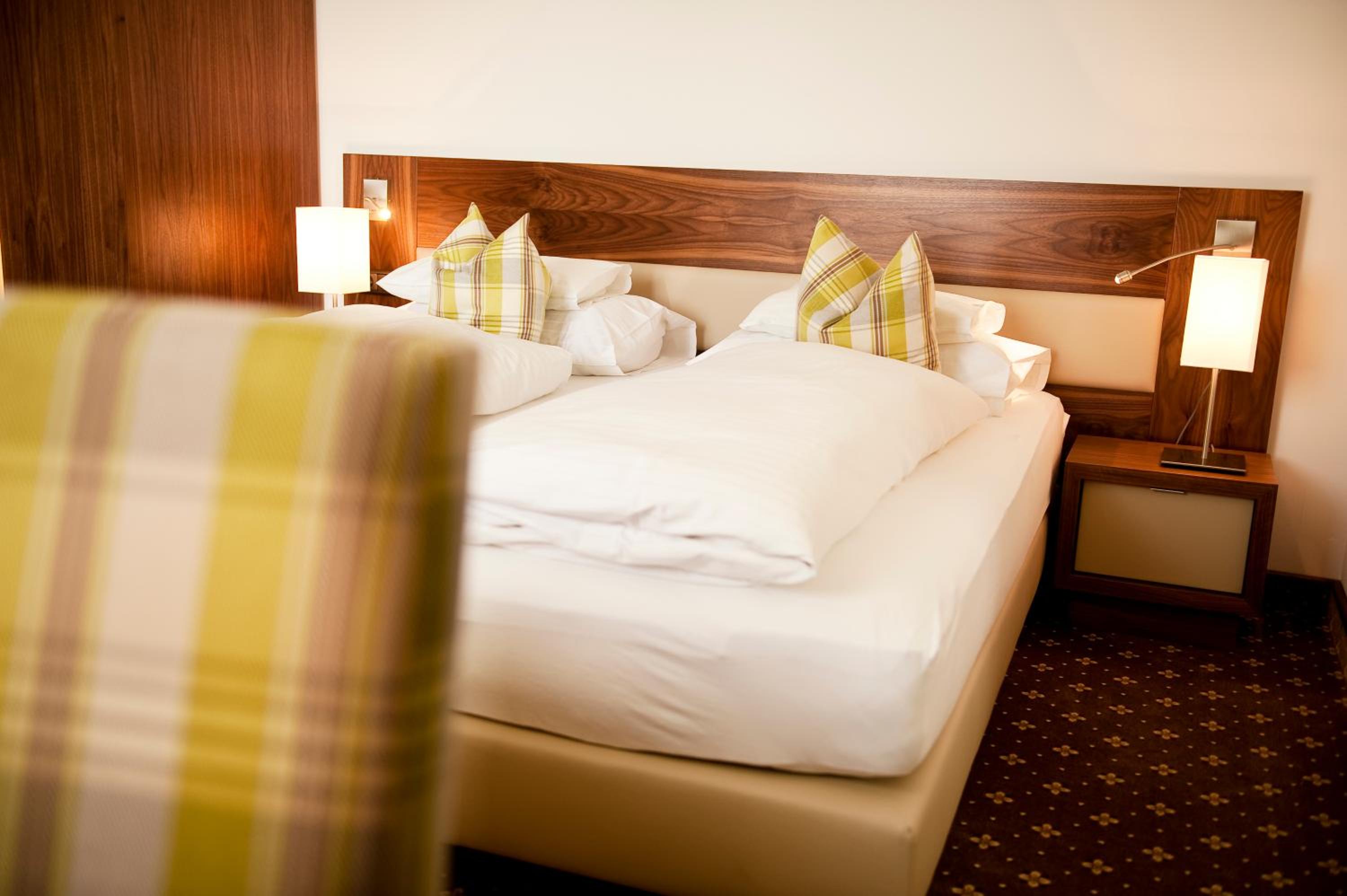 Deluxe Double or Twin Room photo 3