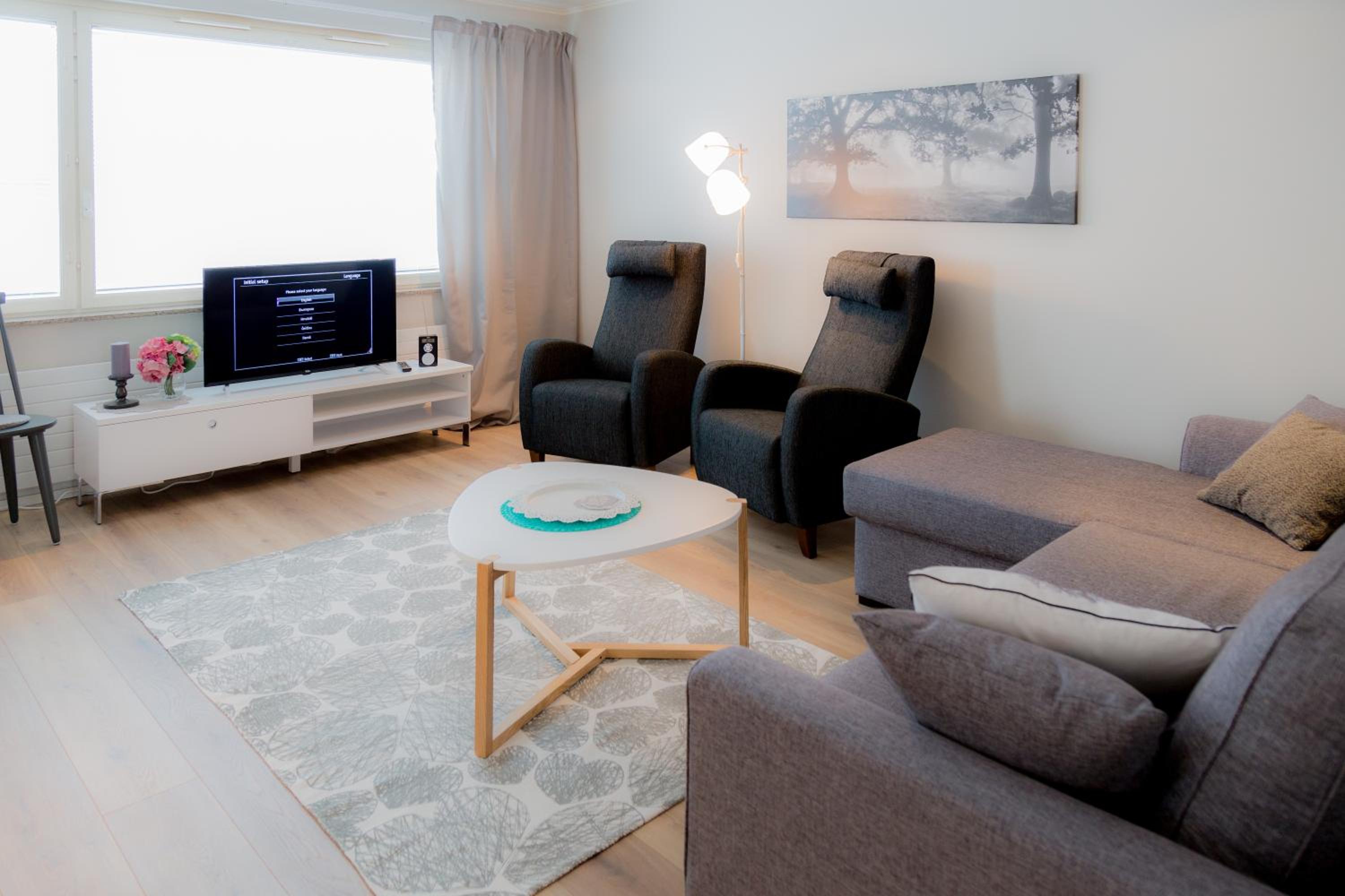 Deluxe Apartment with Sauna - Photo 9