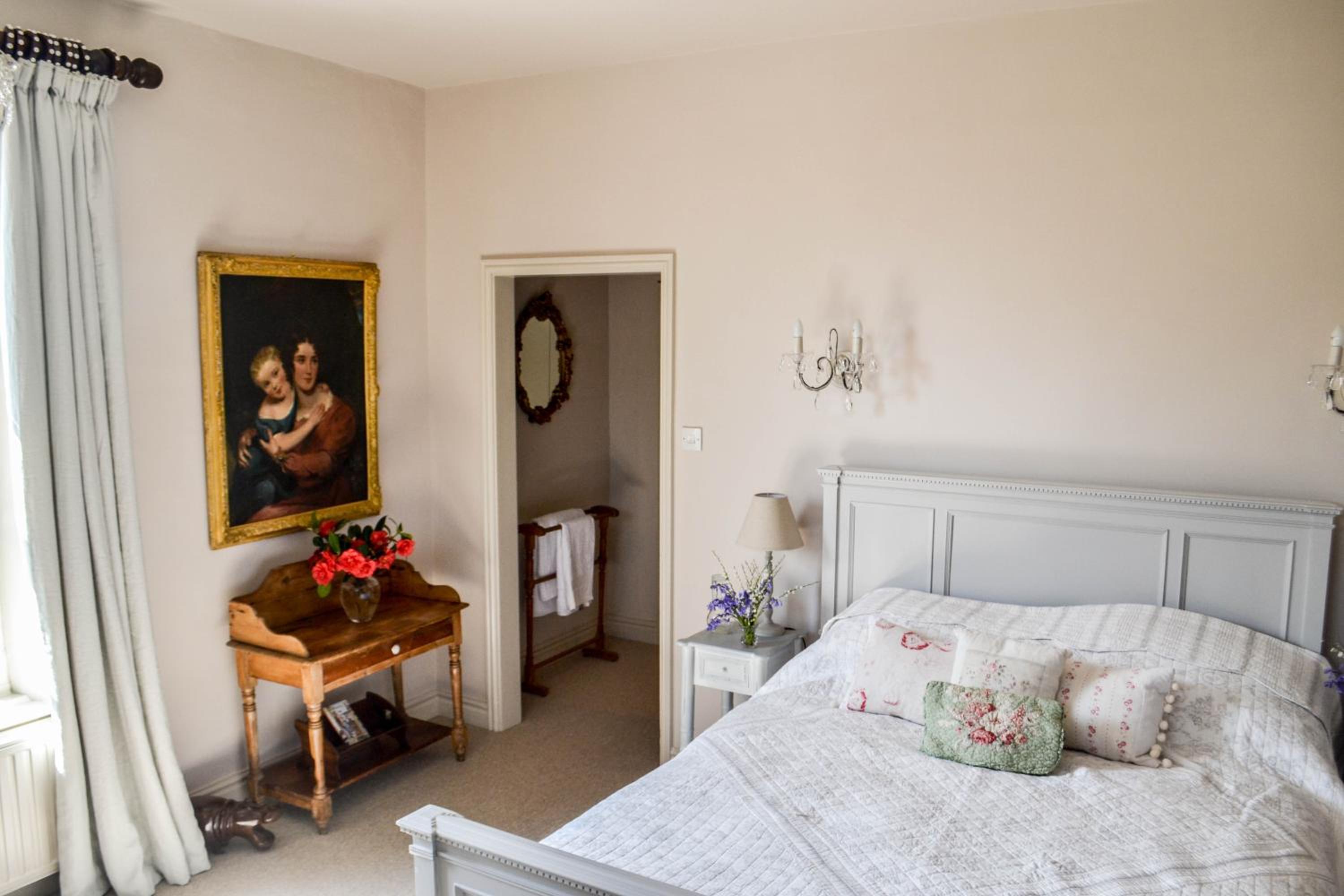 Deluxe Double Room with Shower photo 3