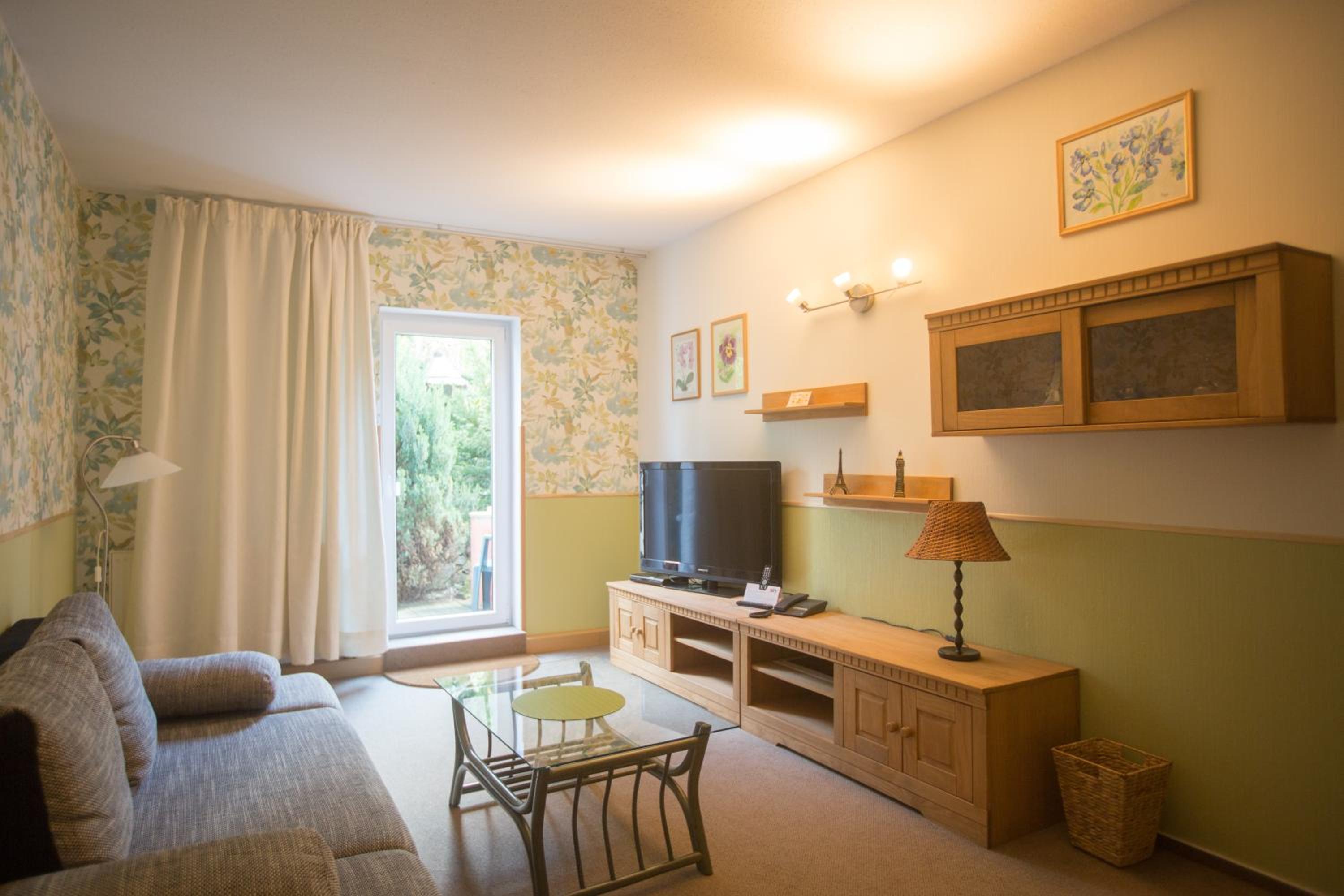 Apartment - Photo 5