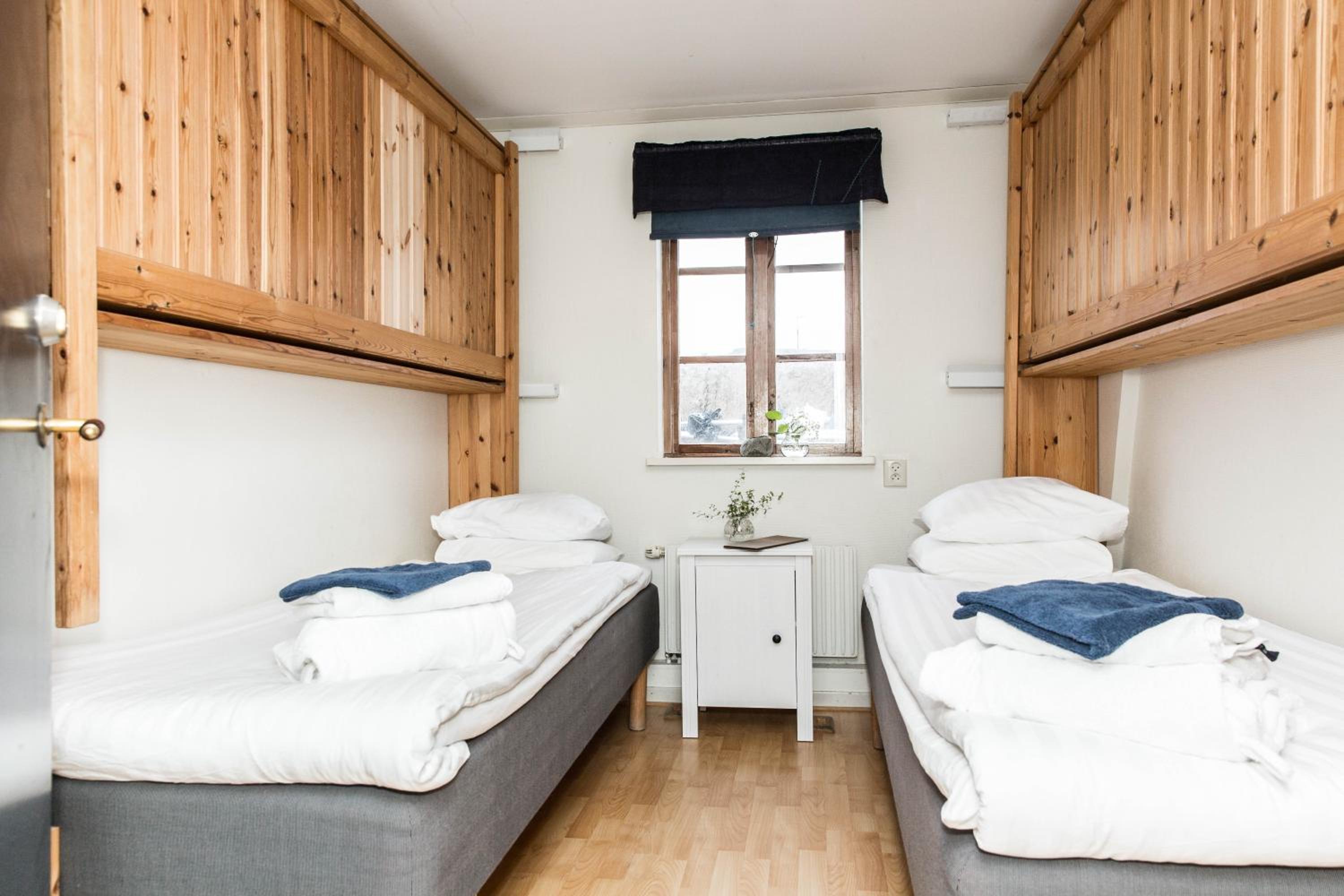 Quadruple Room with Shared Bathroom photo 1