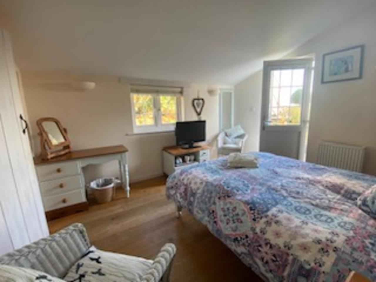 Double Room with Private Bathroom photo 1