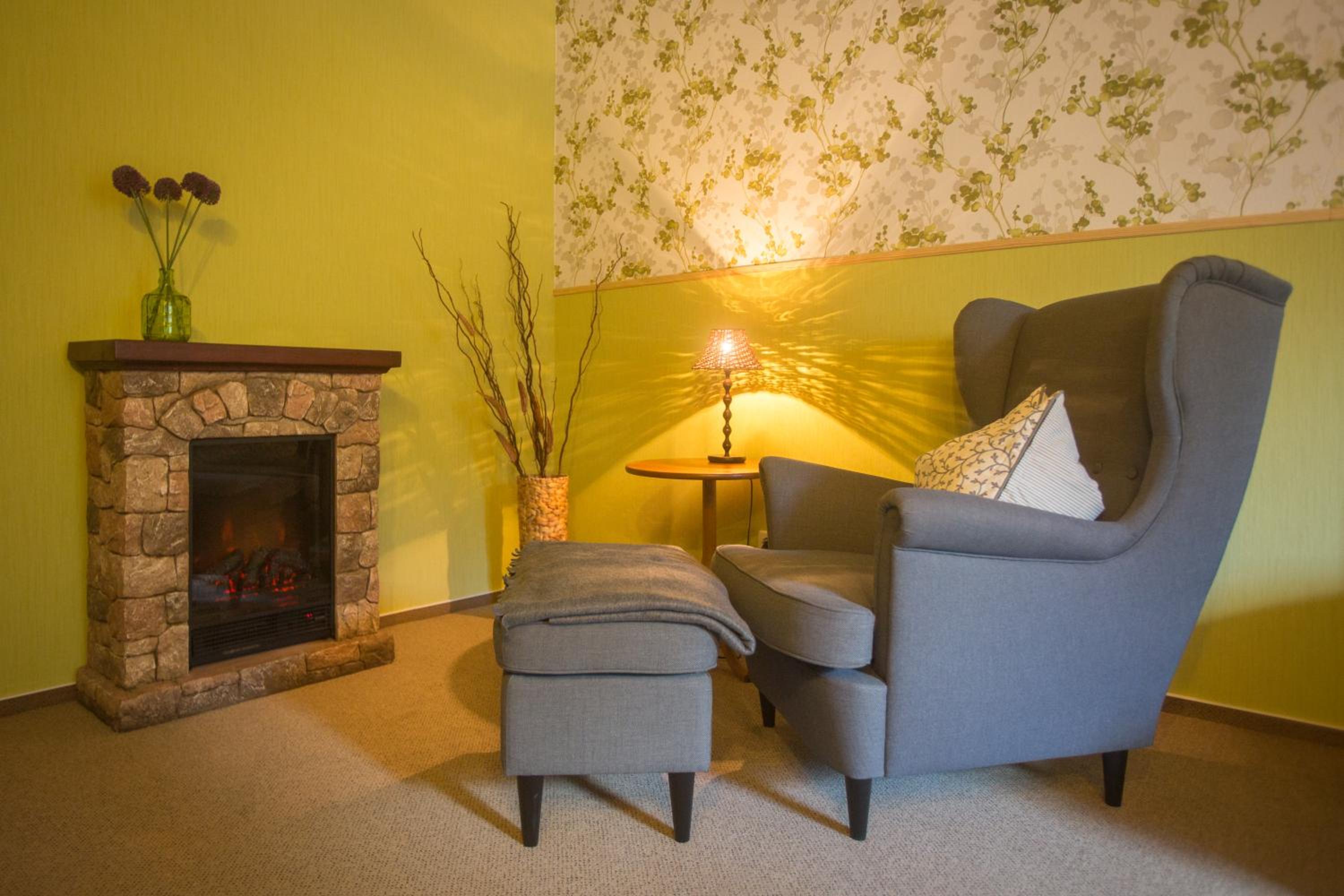 Apartment - Photo 2