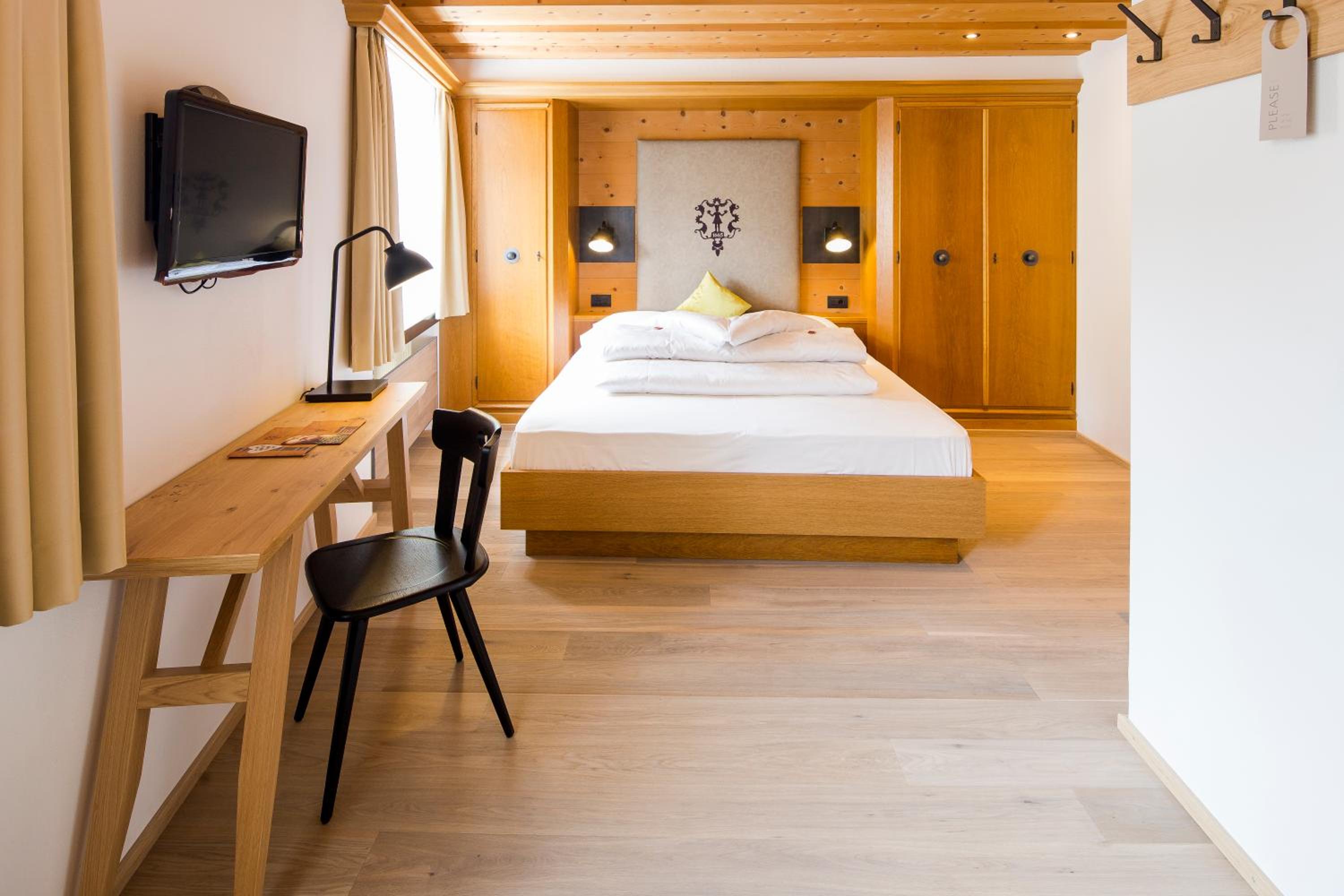 Economy Double Room photo 1
