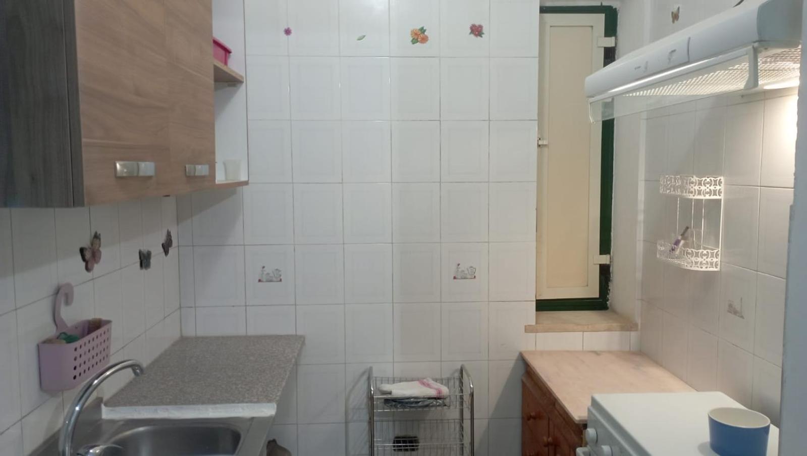 Deluxe Room (2 Adults + 1 Child)