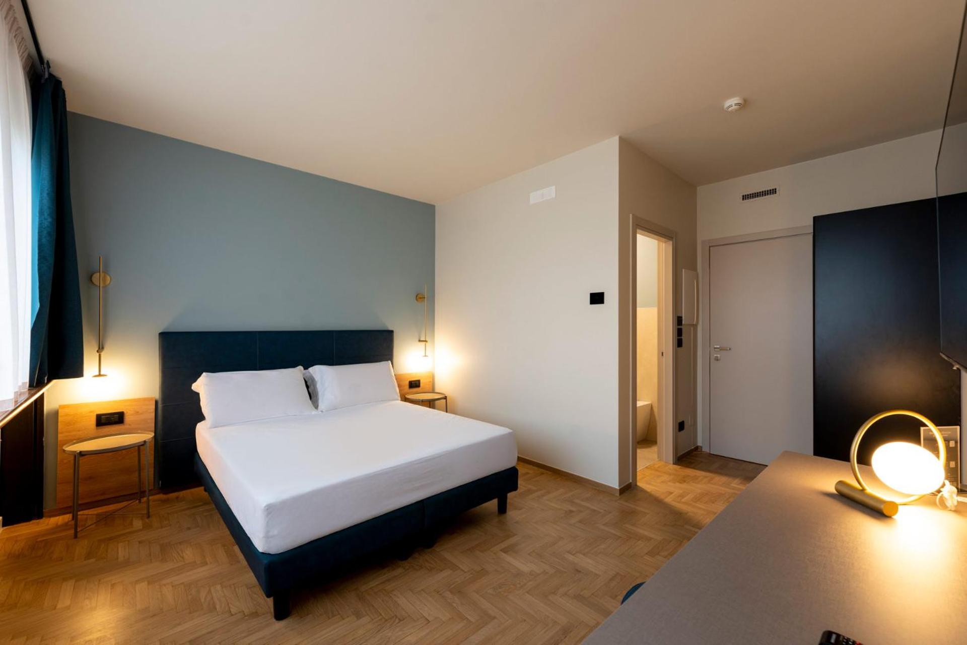 Superior Double or Twin Room - Photo 1