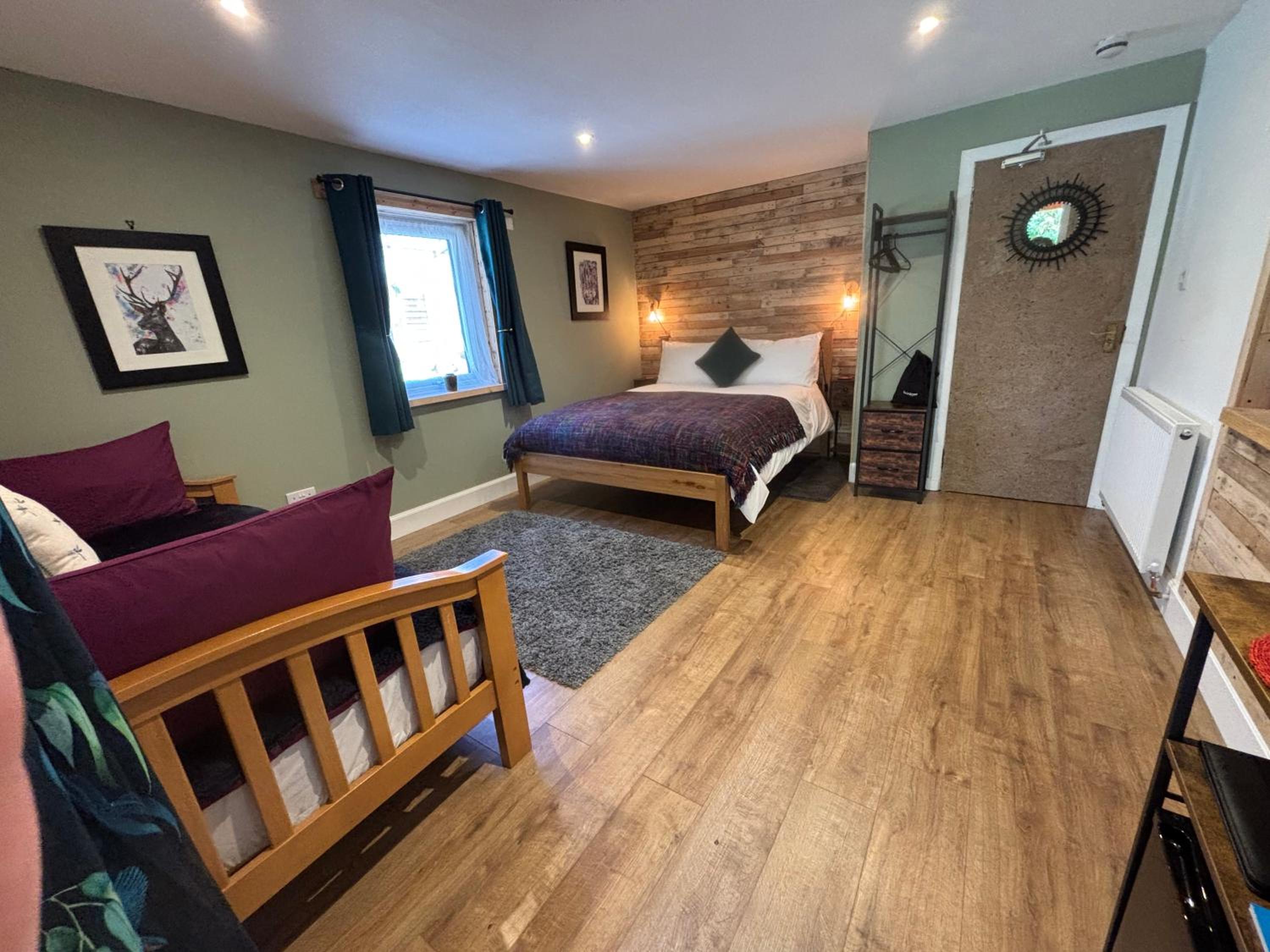 Double Room with Extra Bed photo 2