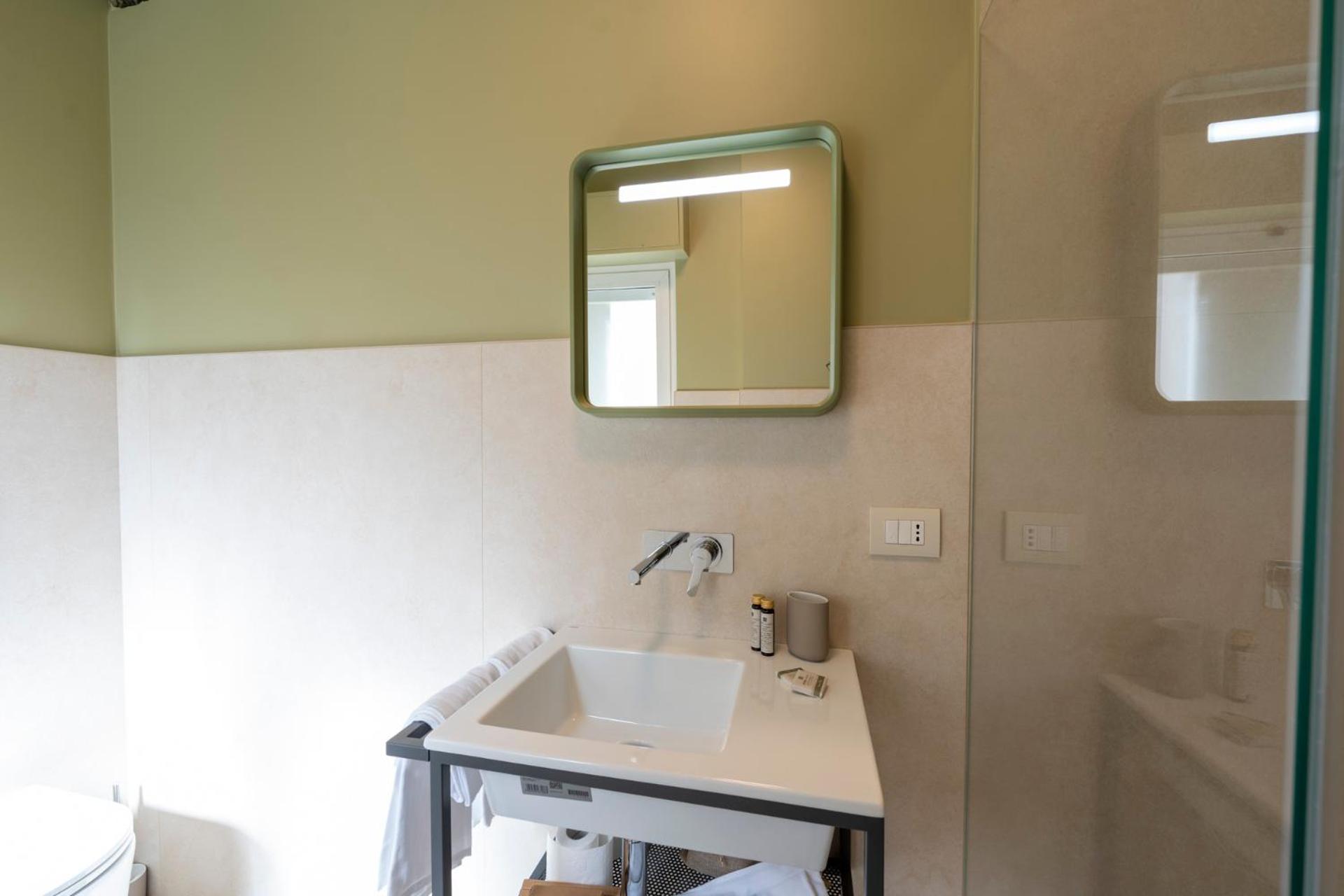 Superior Triple Room - Photo 4