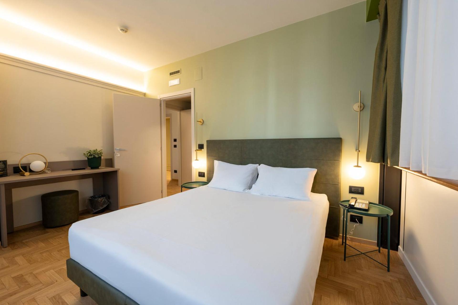 Superior Triple Room - Photo 3