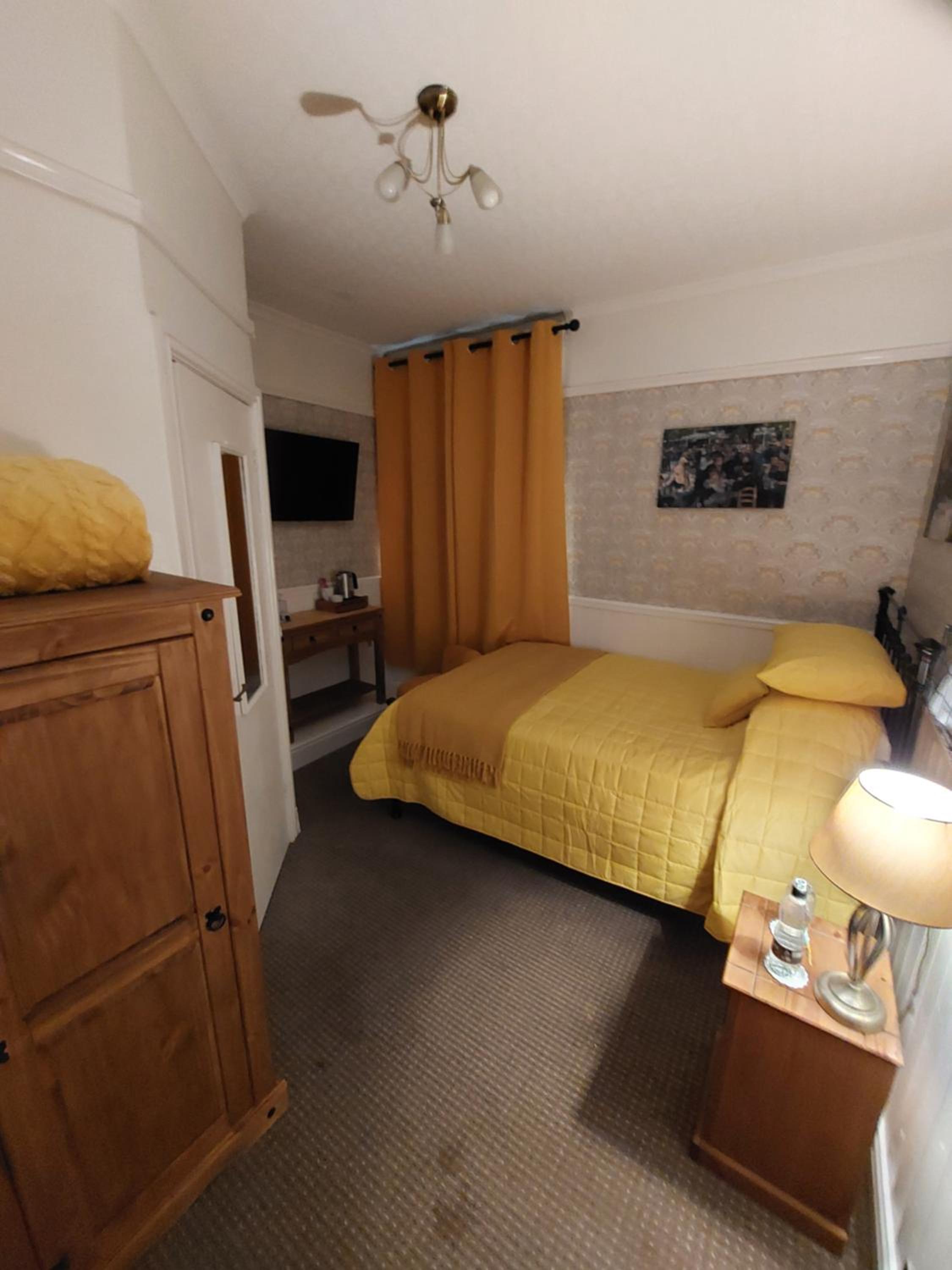 Superior Single Room photo 3