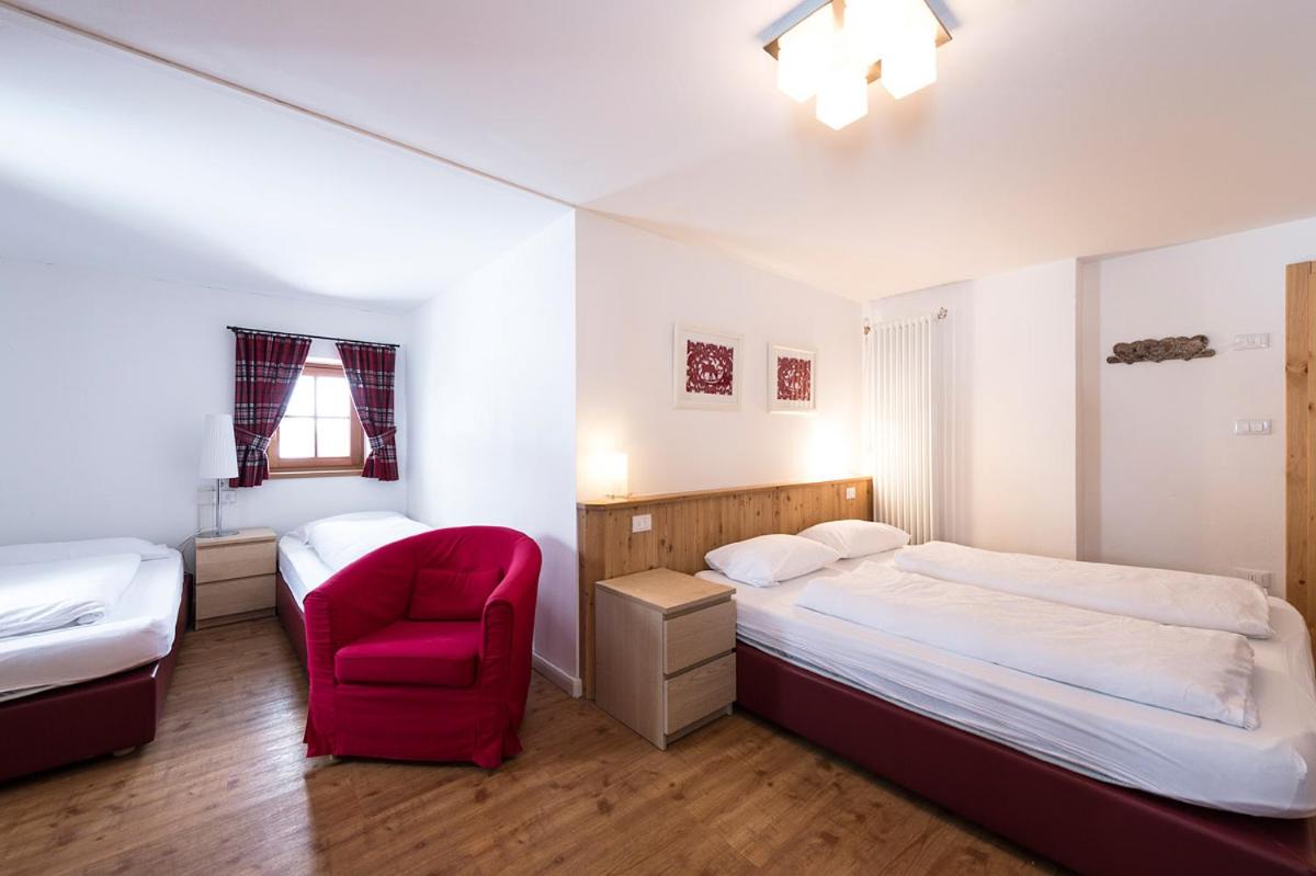 Quadruple Room - Photo 5