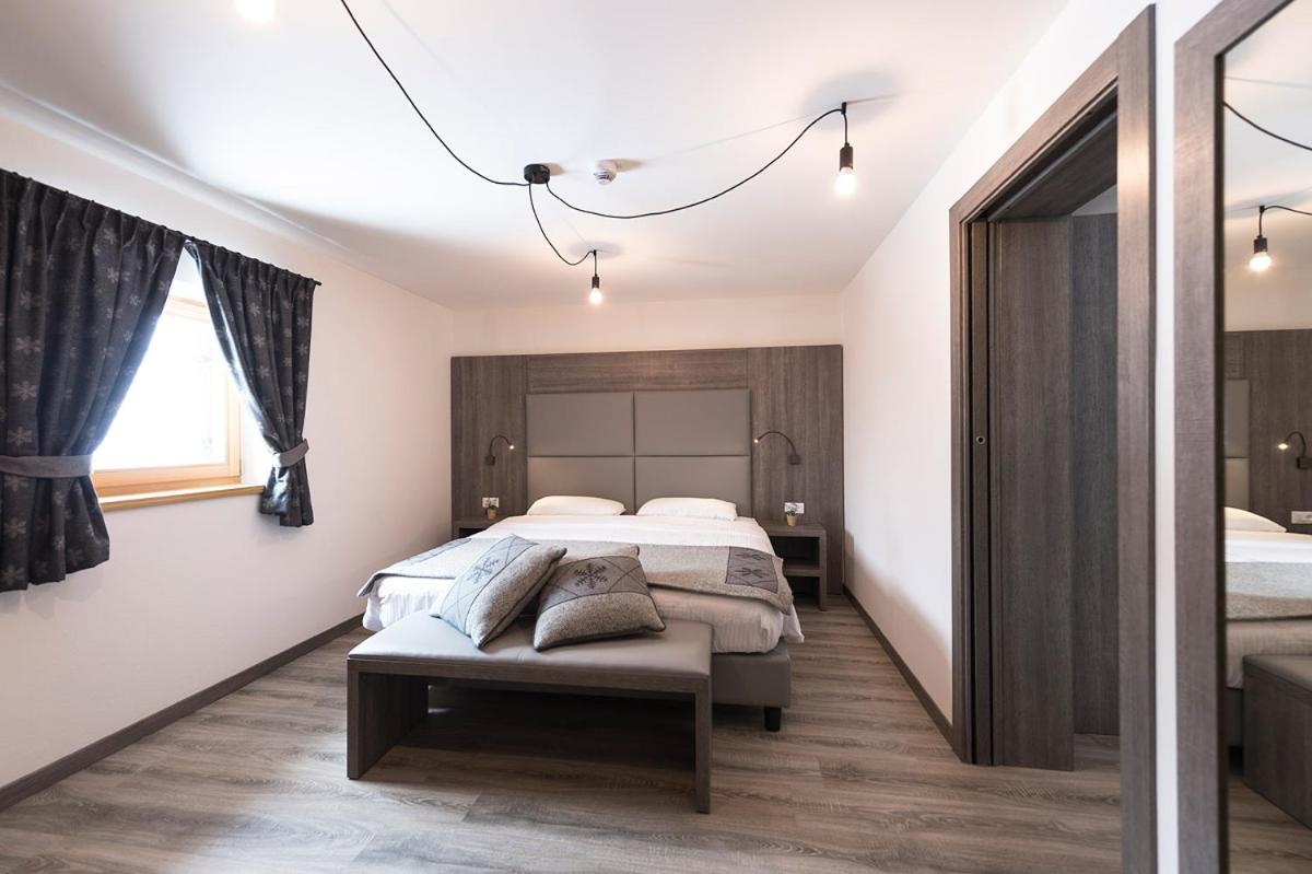 Quadruple Room - Photo 1