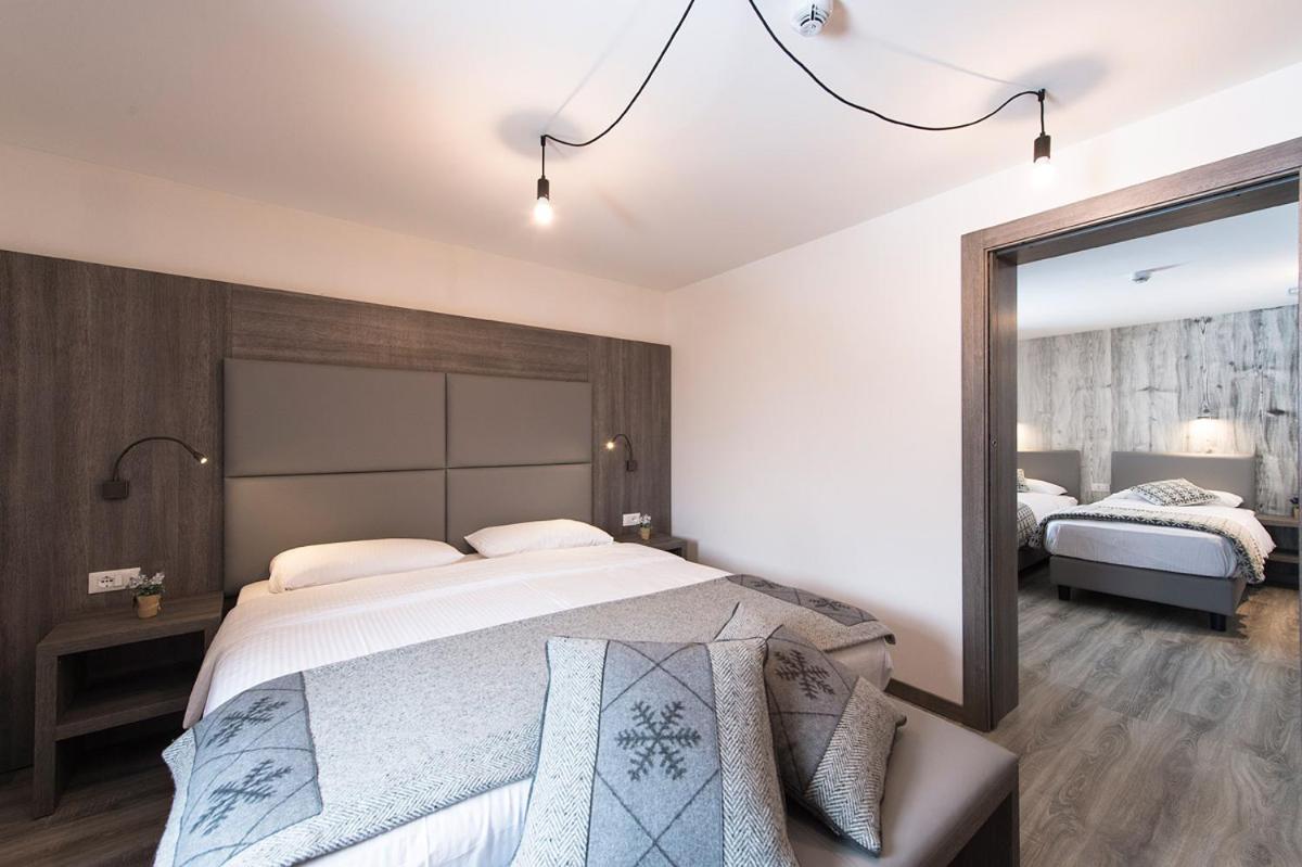 Quadruple Room - Photo 10